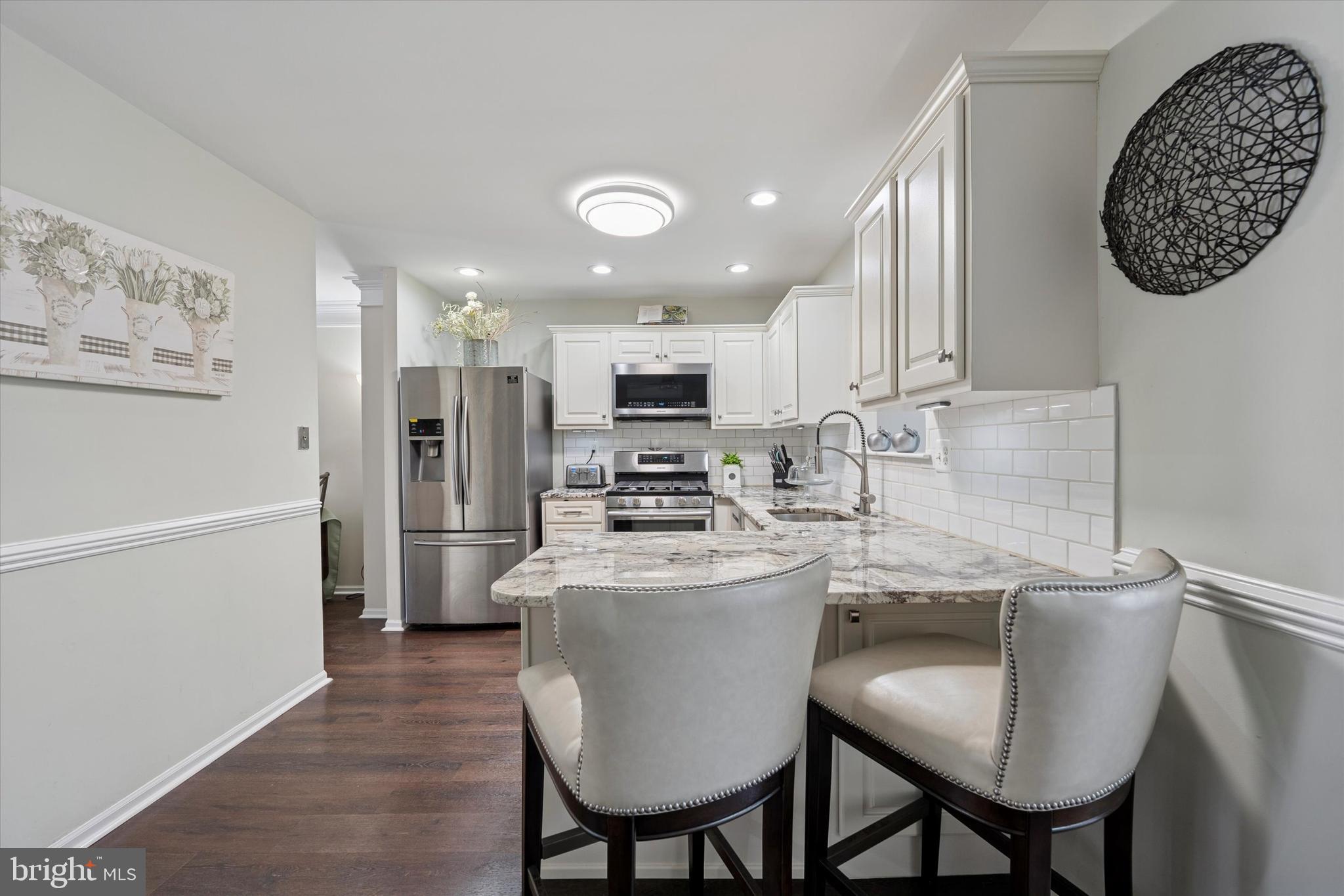 REGENTS PARK - Residential