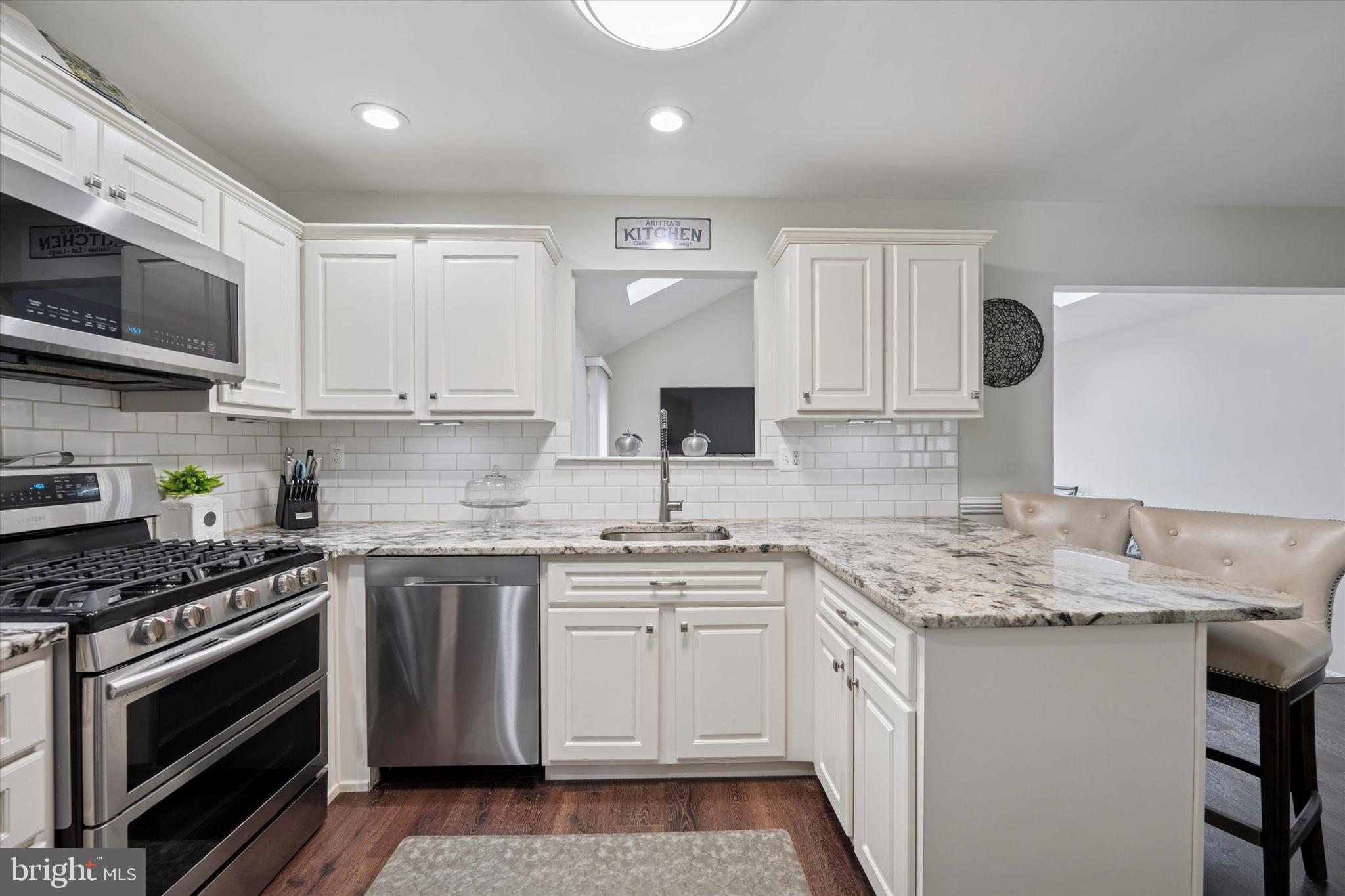 REGENTS PARK - Residential