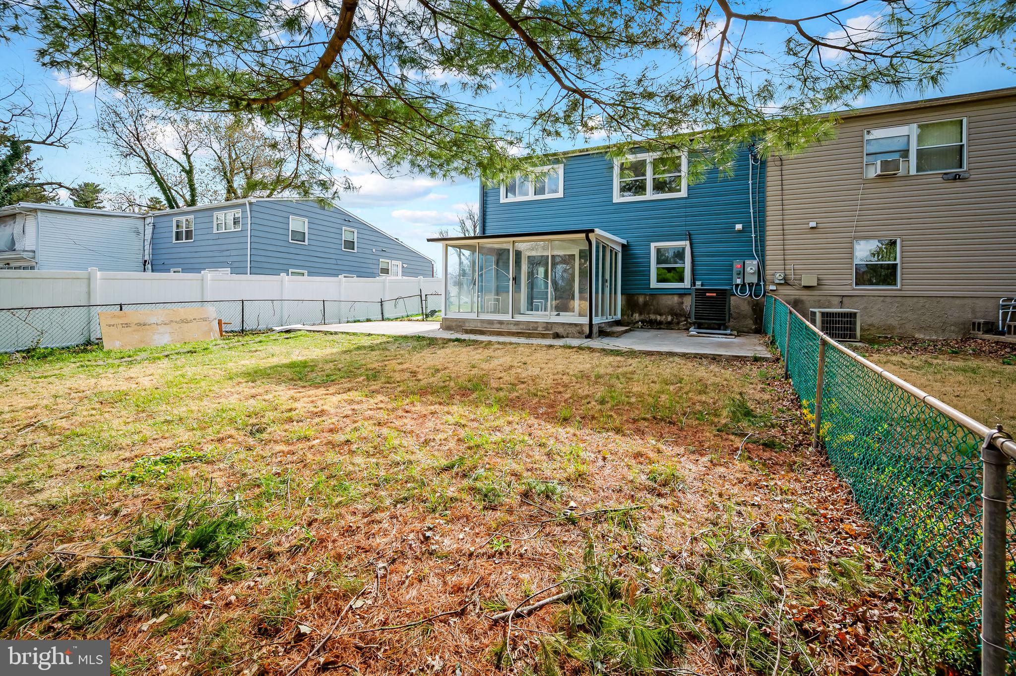 ROCKDALE - Residential