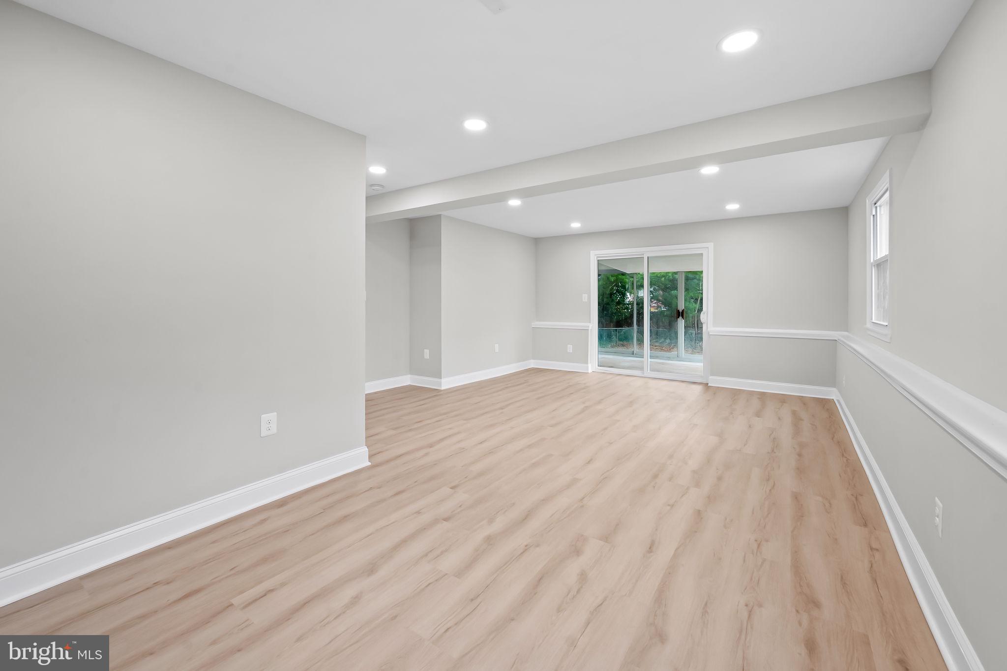 ROCKDALE - Residential