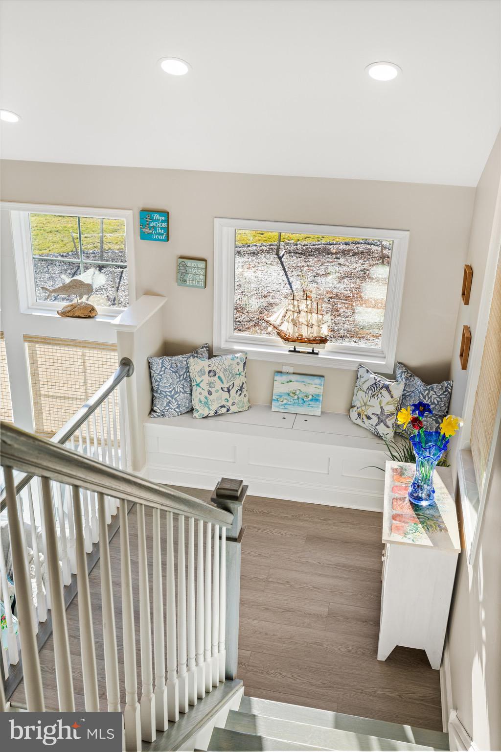 BAYSIDE - Residential
