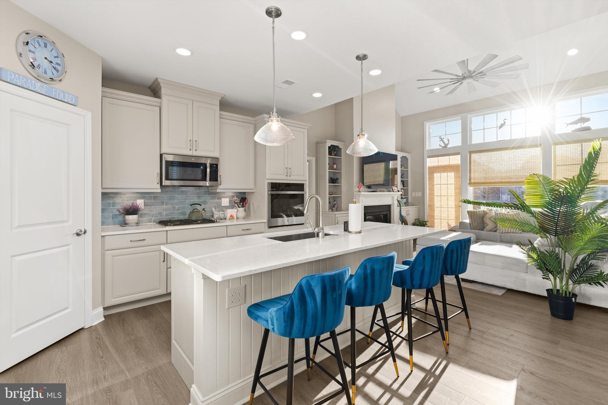 BAYSIDE - Residential