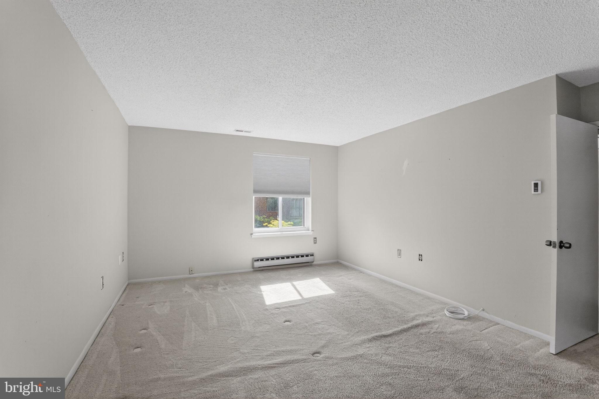 LEISURE WORLD - Residential