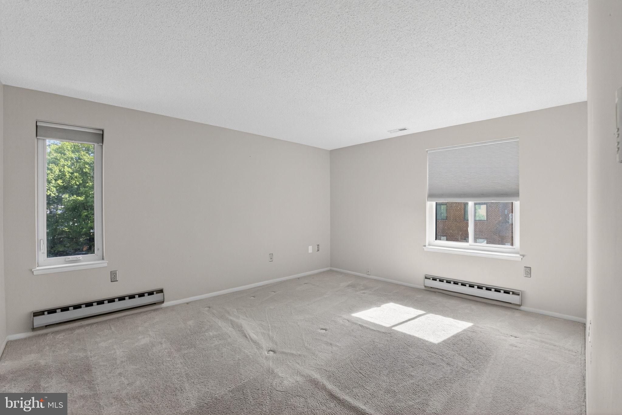 LEISURE WORLD - Residential