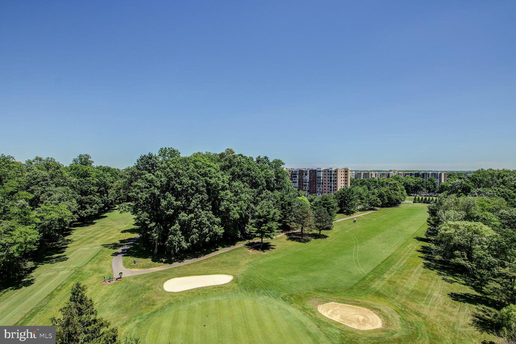 LEISURE WORLD - Residential