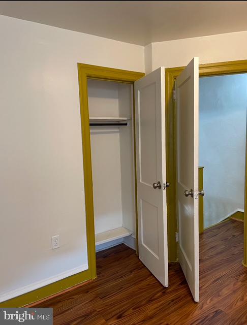 WEST OAK LANE - Residential