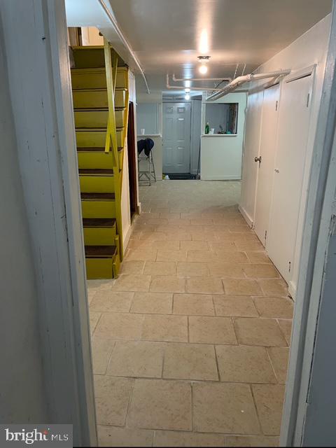WEST OAK LANE - Residential