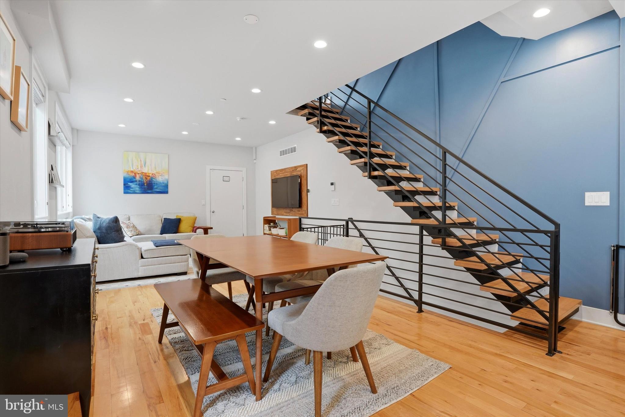 GRADUATE HOSPITAL - Residential