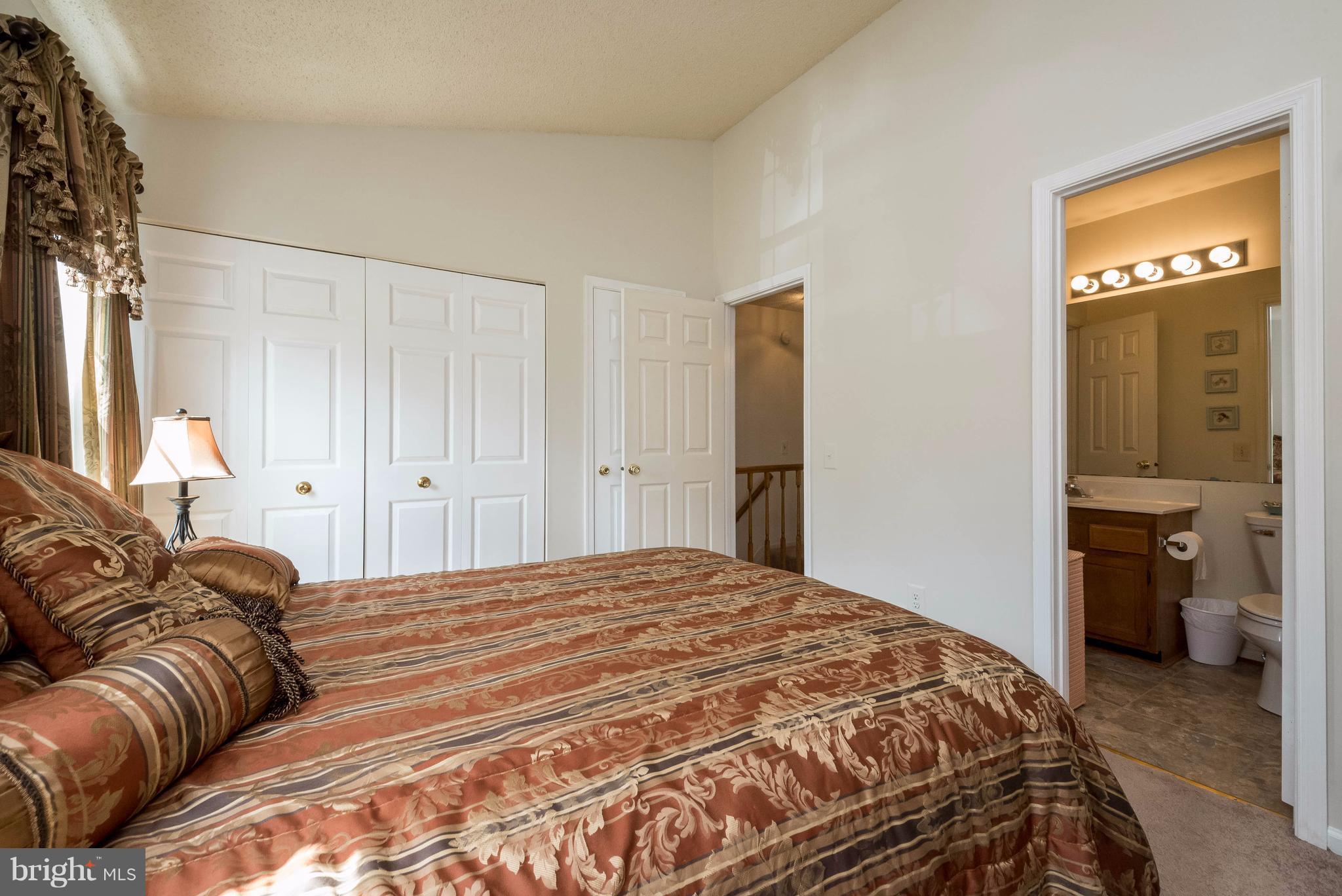 LONDON TOWN WEST - Residential