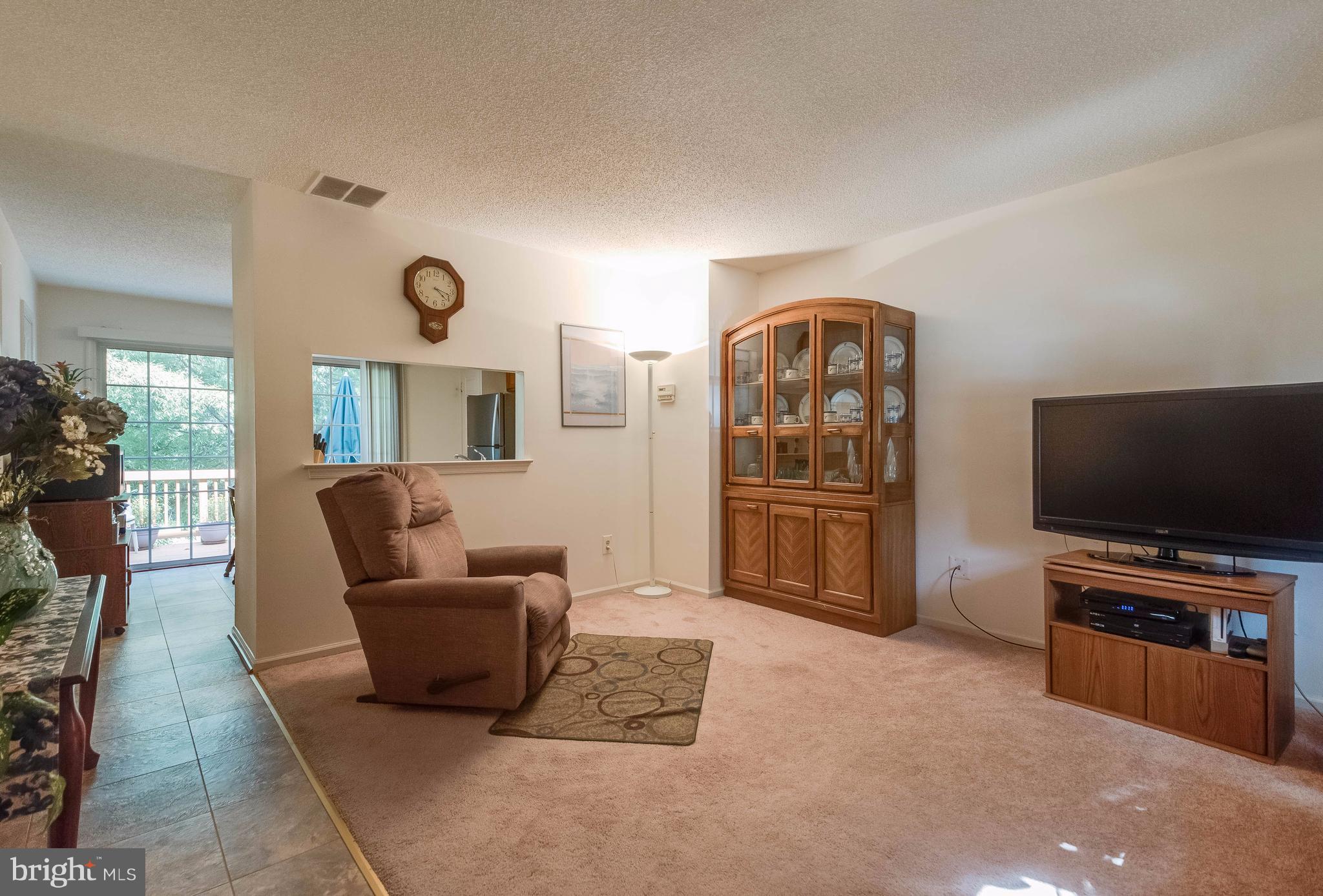 LONDON TOWN WEST - Residential