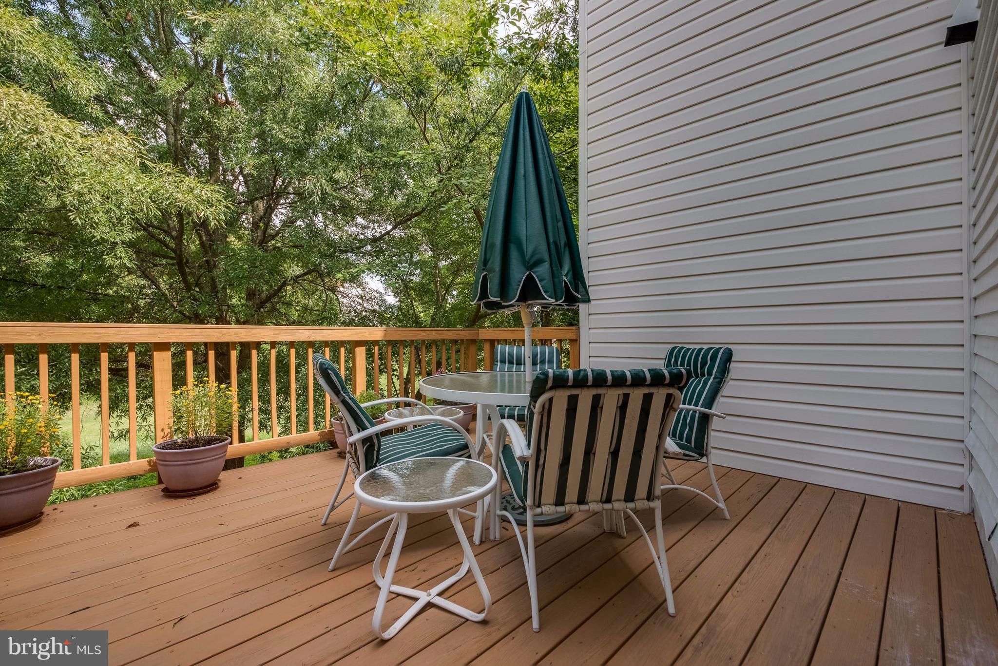 LONDON TOWN WEST - Residential