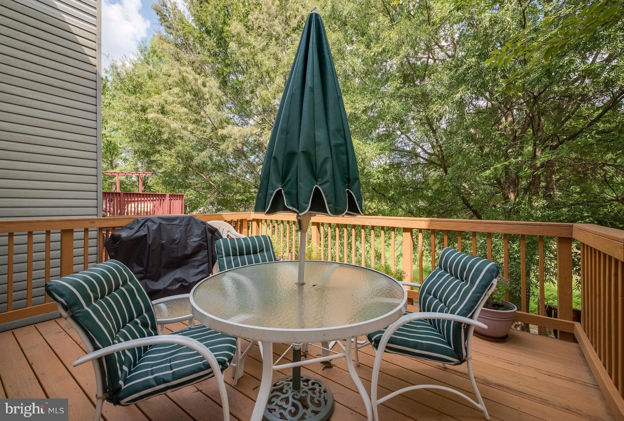 LONDON TOWN WEST - Residential