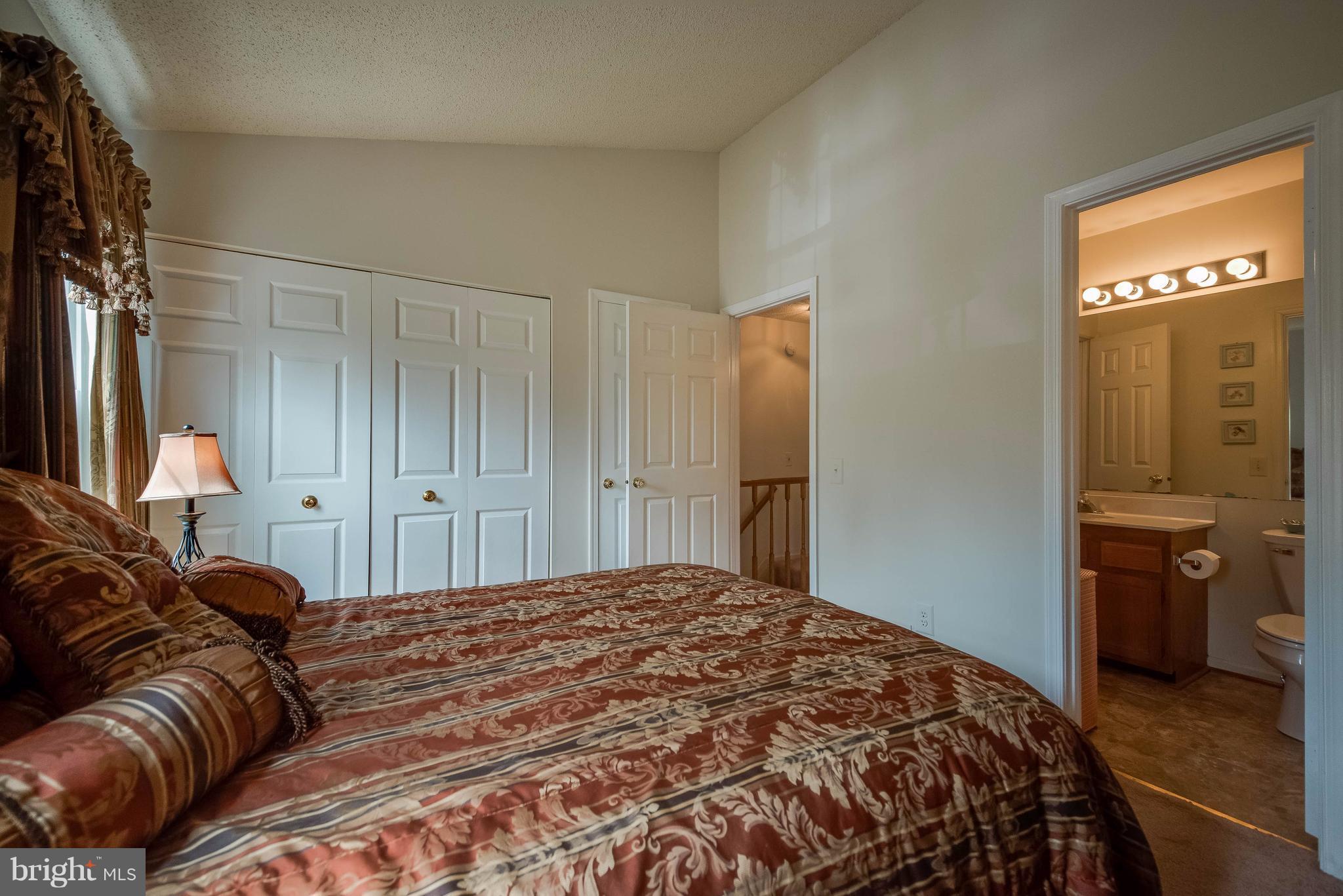 LONDON TOWN WEST - Residential