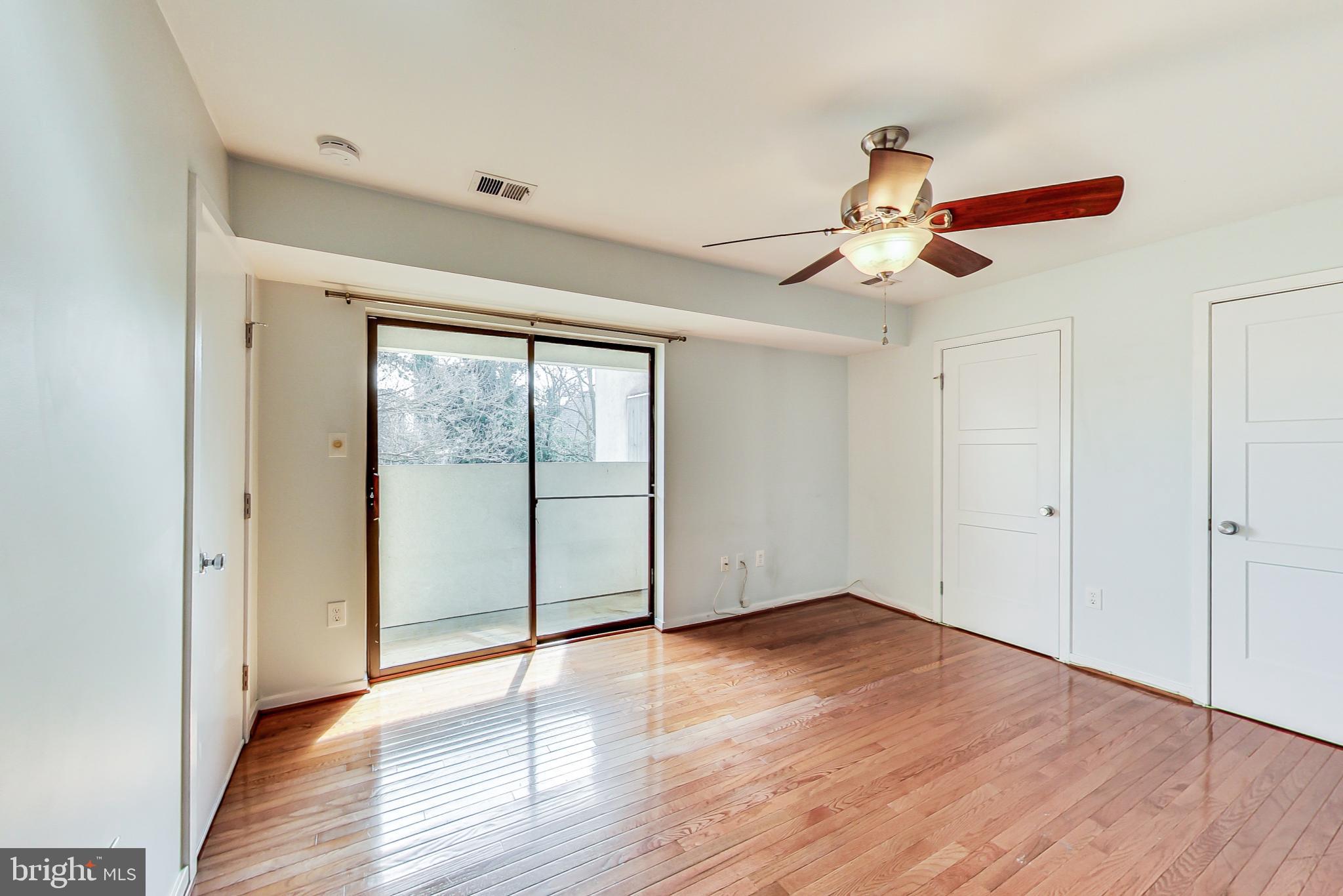 CITY COMMONS - Residential Lease