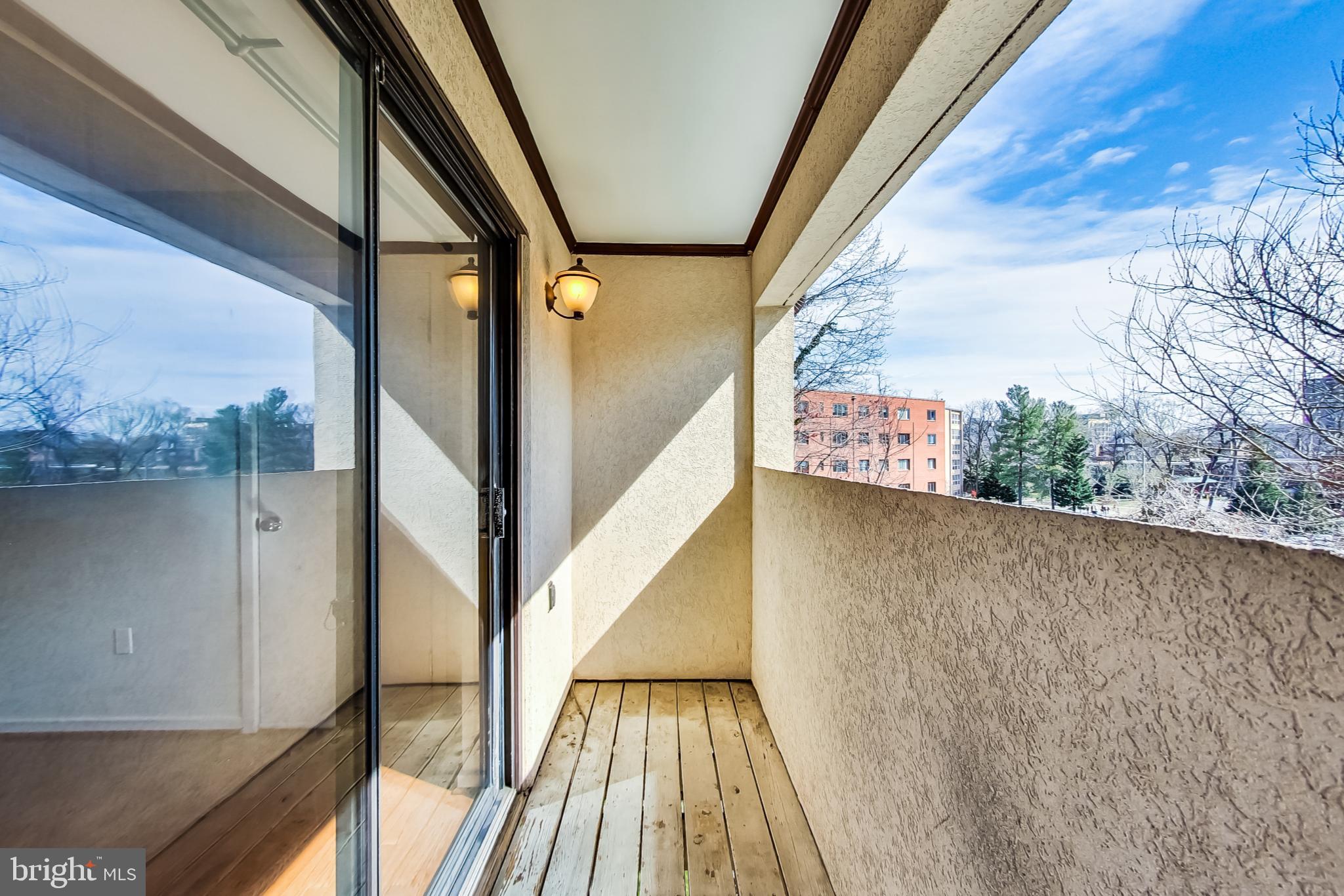 CITY COMMONS - Residential Lease