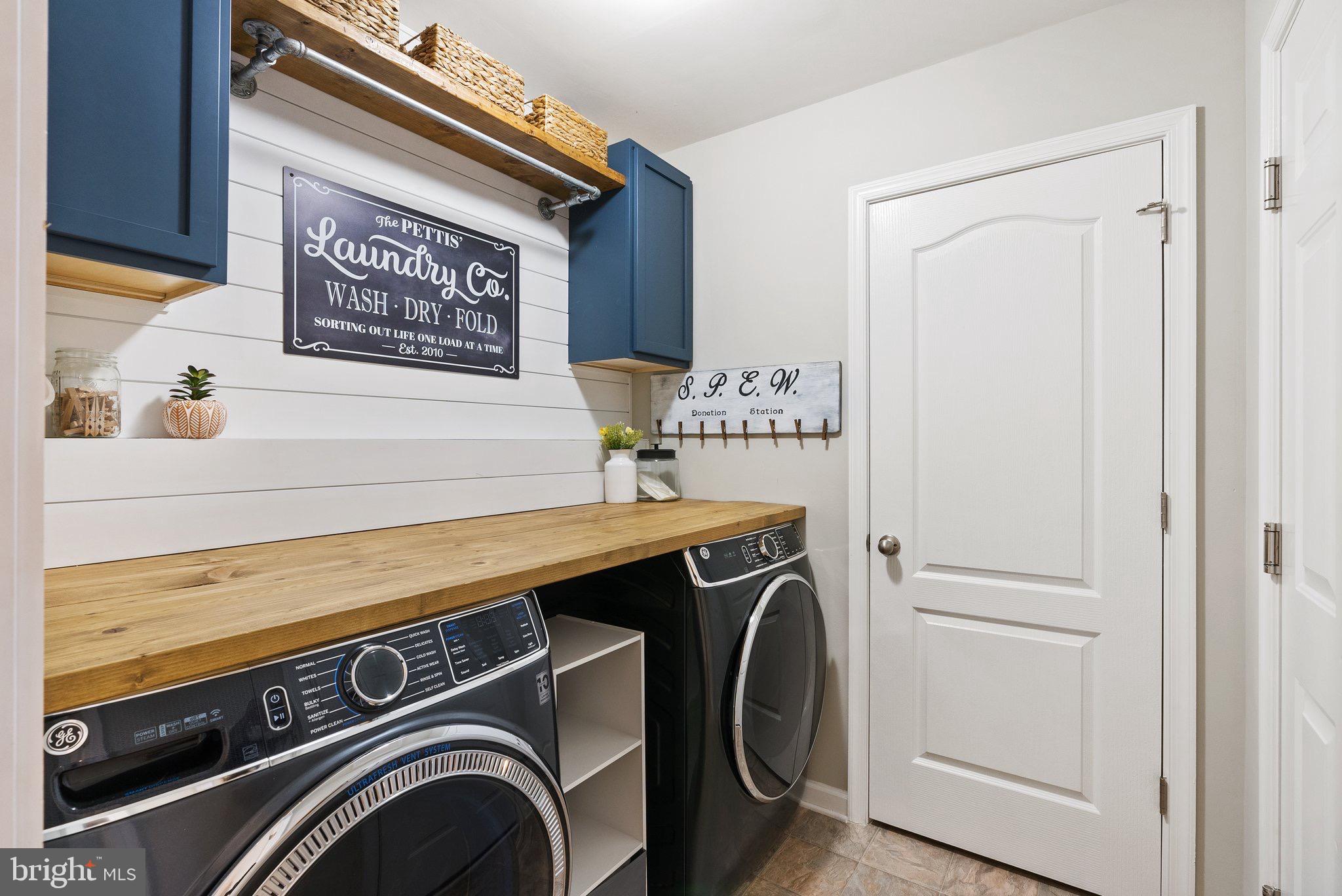 OVERLOOK AT RIVERSIDE - Residential