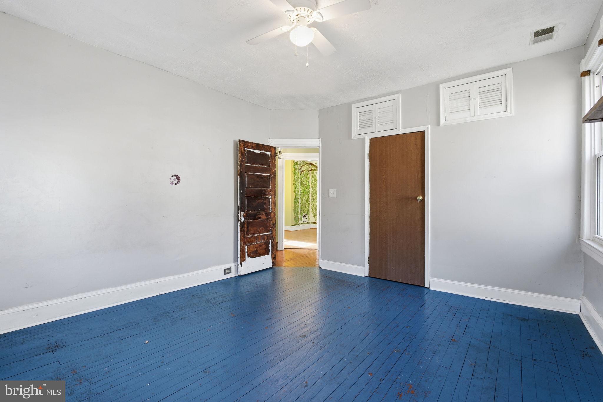 LAURAVILLE HISTORIC DISTRICT - Residential