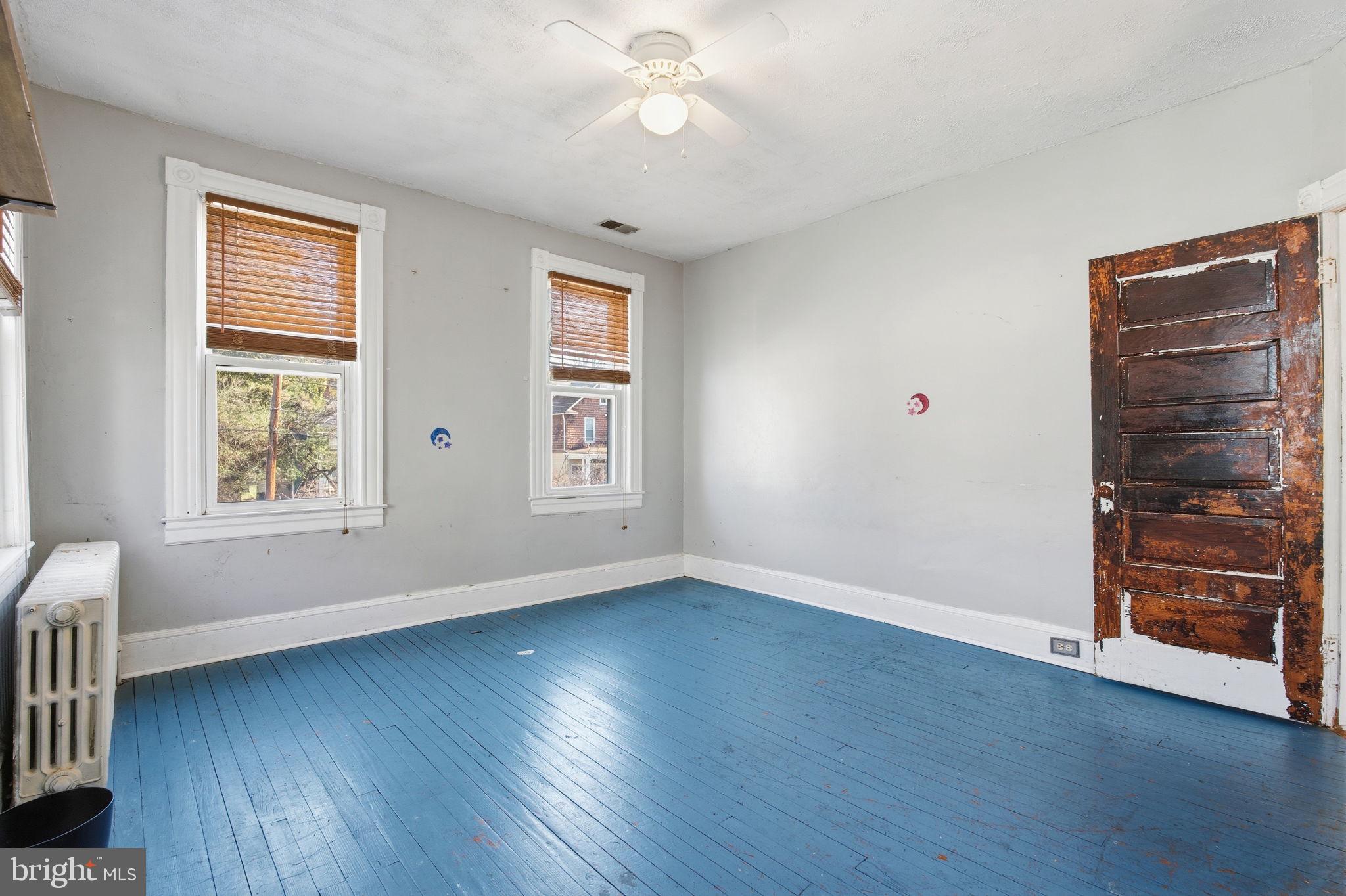 LAURAVILLE HISTORIC DISTRICT - Residential