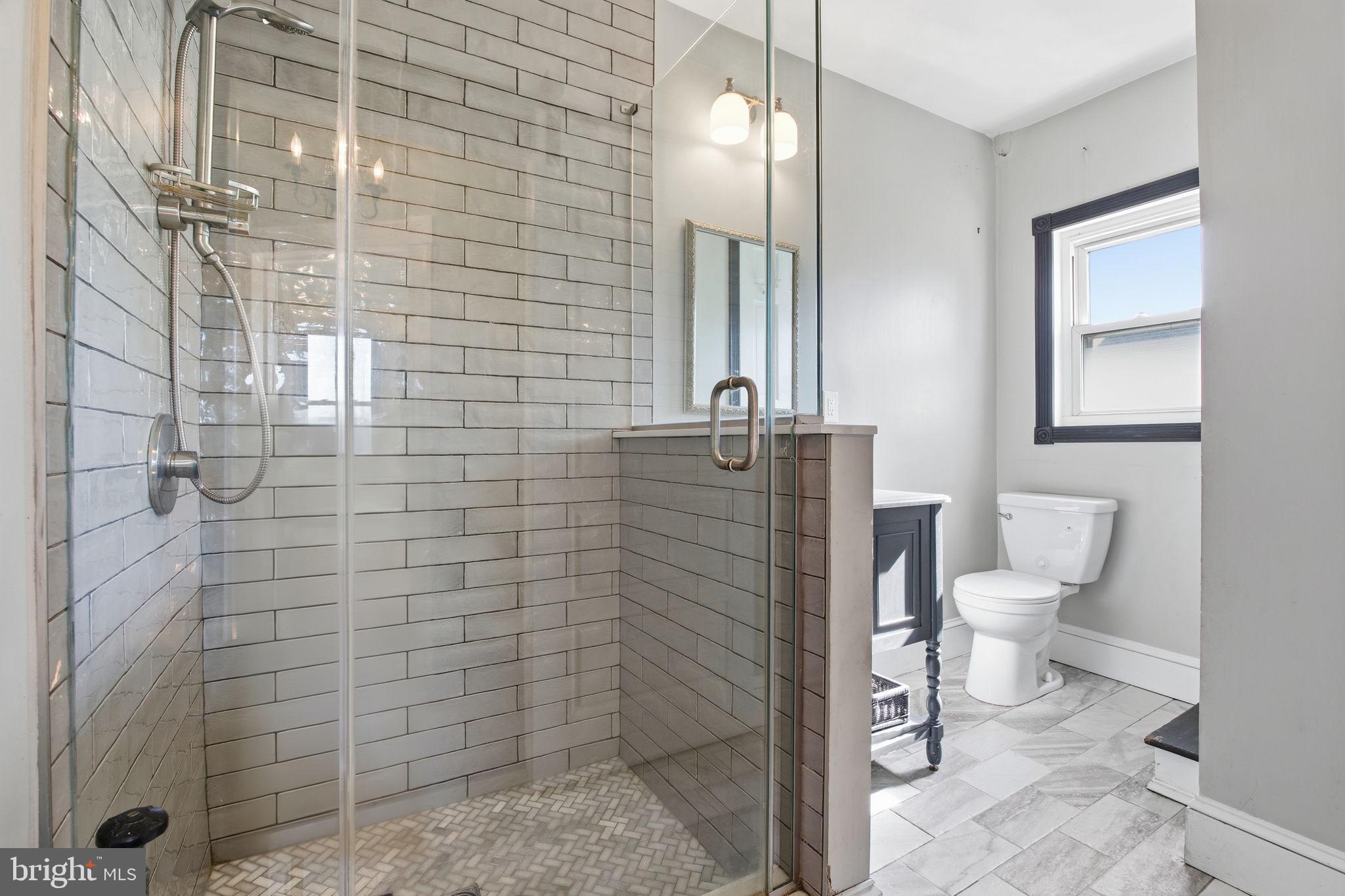 LAURAVILLE HISTORIC DISTRICT - Residential