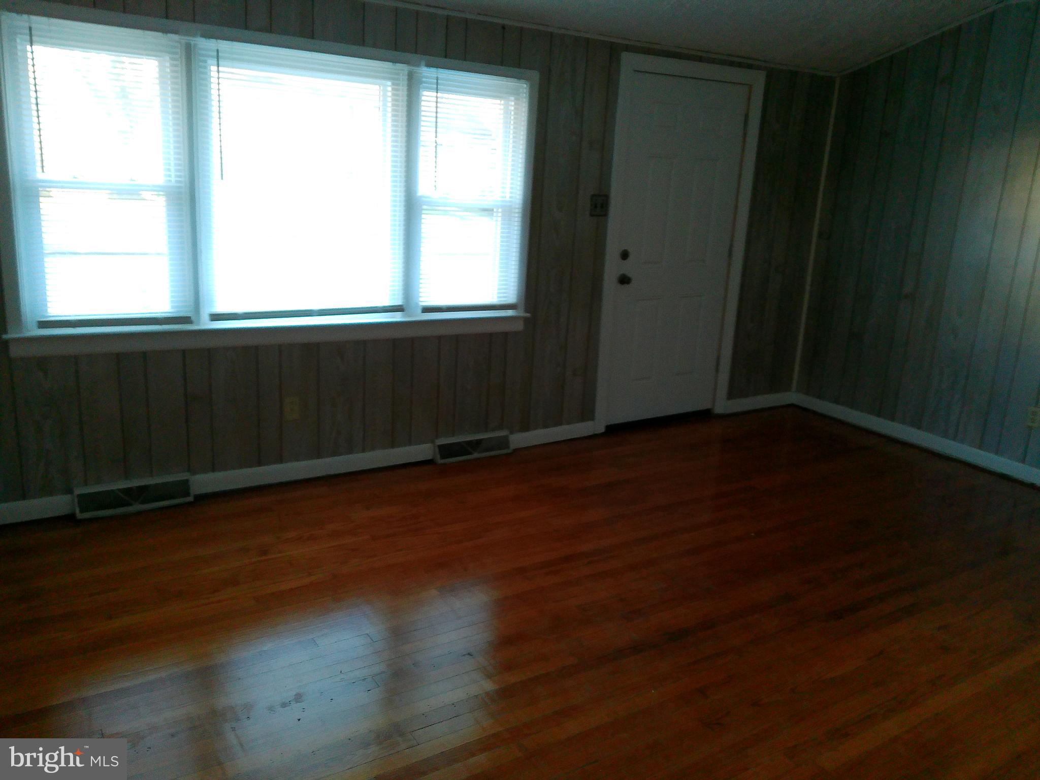 CHESAPEAKE ACRES - Residential Lease