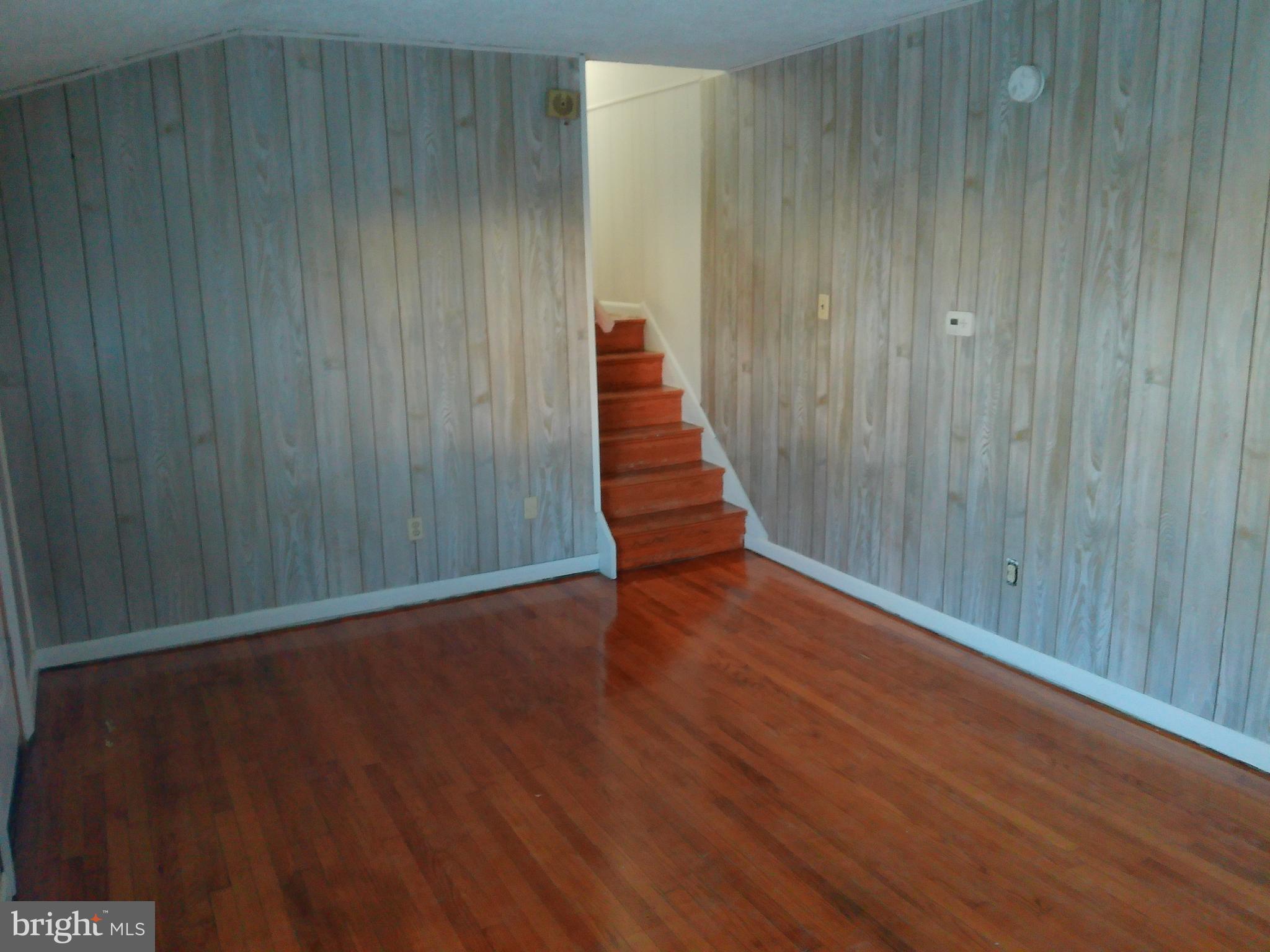 CHESAPEAKE ACRES - Residential Lease