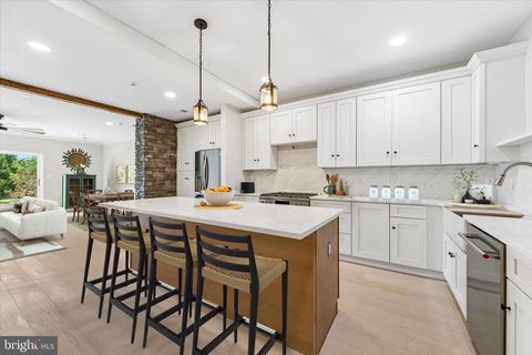 Condo For Sale - 445 Greenridge Rd<br/> GLENMOORE, PA 19343