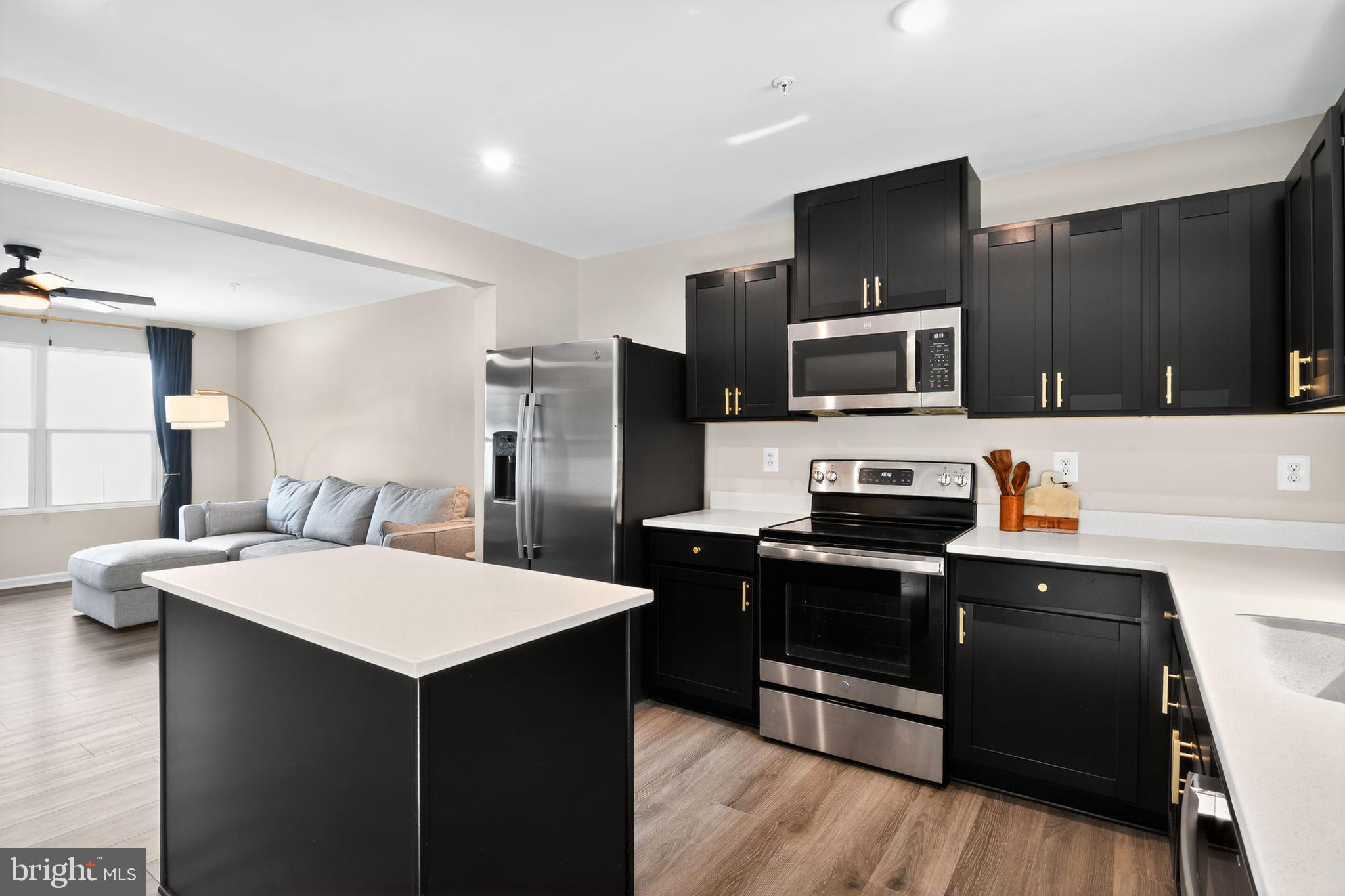 HERON POINT - Residential