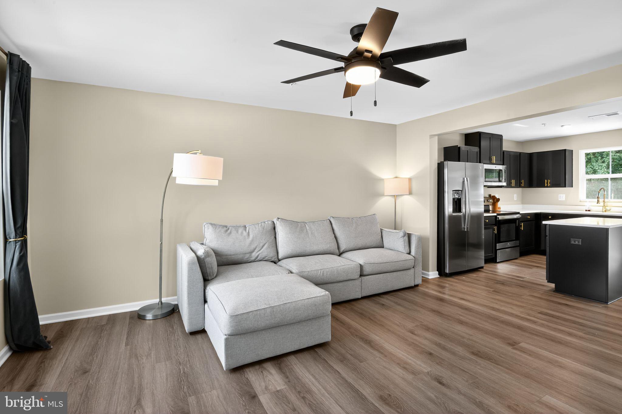 HERON POINT - Residential