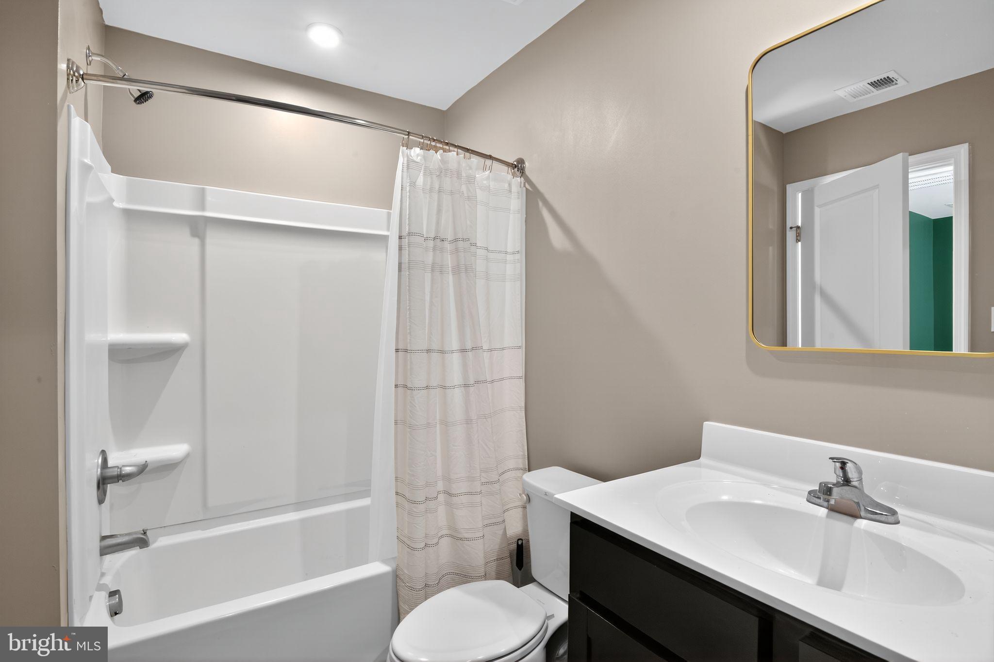 HERON POINT - Residential