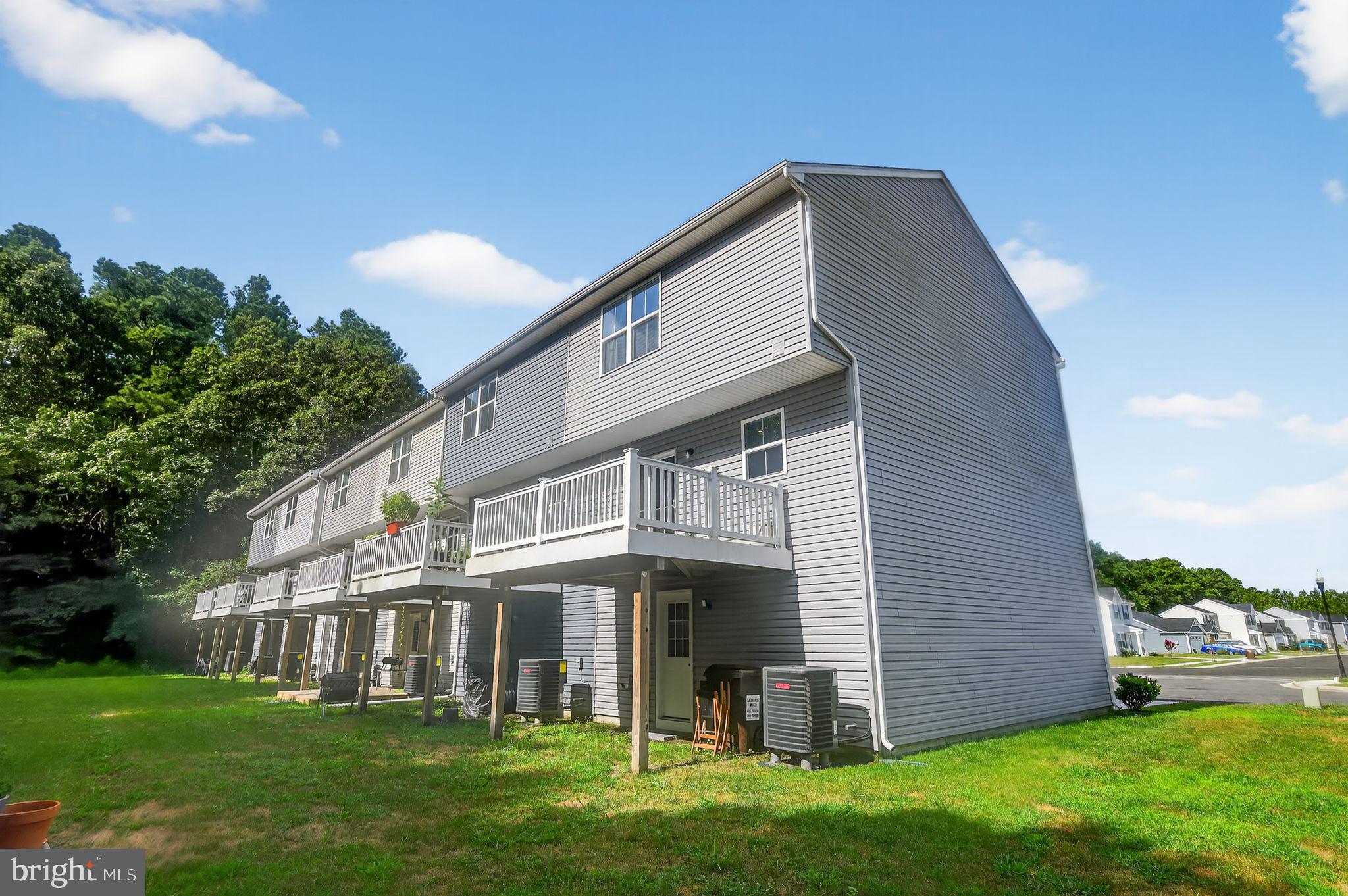 HERON POINT - Residential