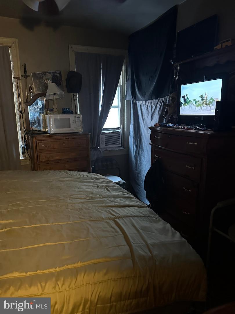 KENSINGTON - Residential