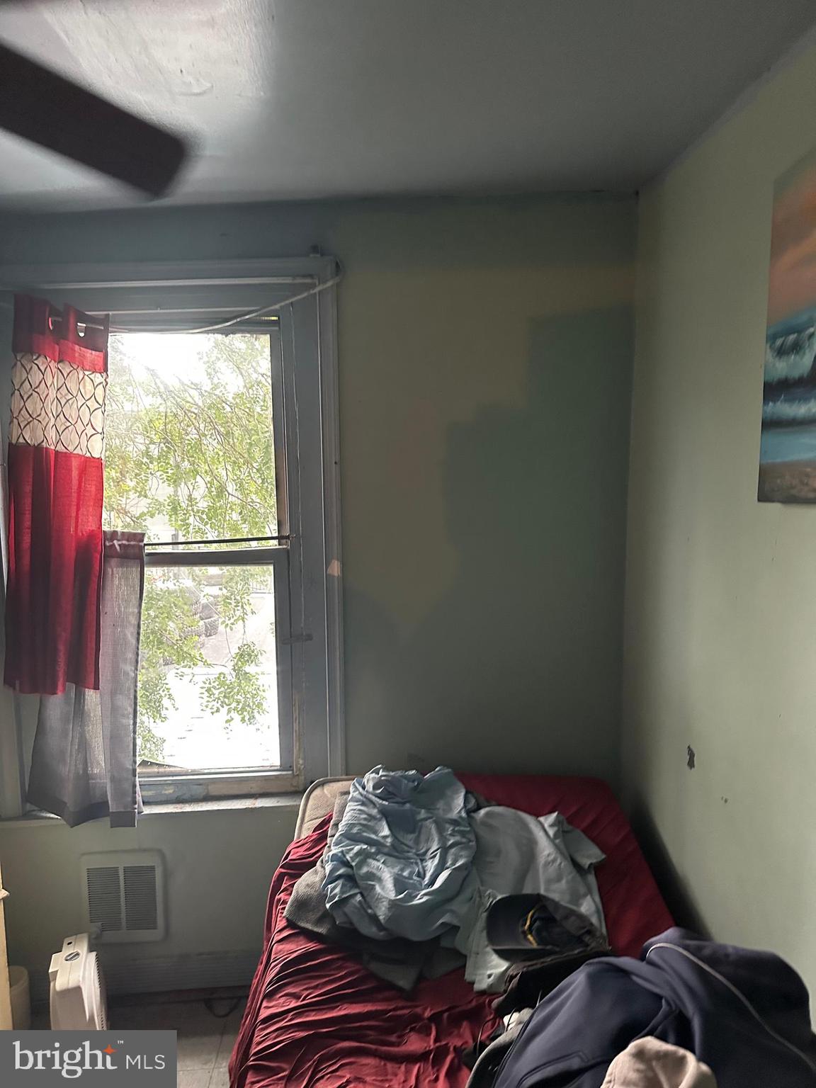 KENSINGTON - Residential