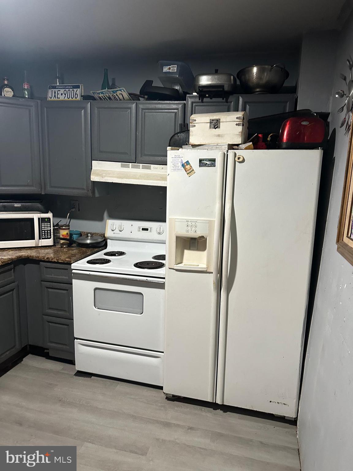 KENSINGTON - Residential