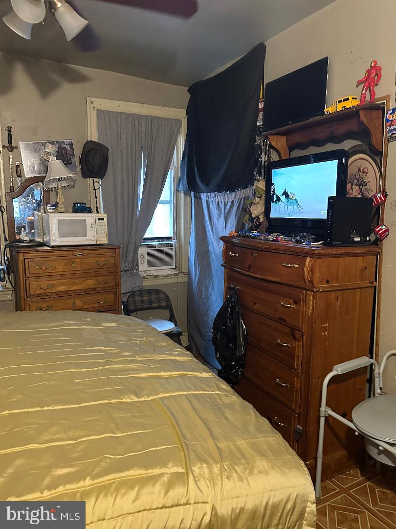 KENSINGTON - Residential