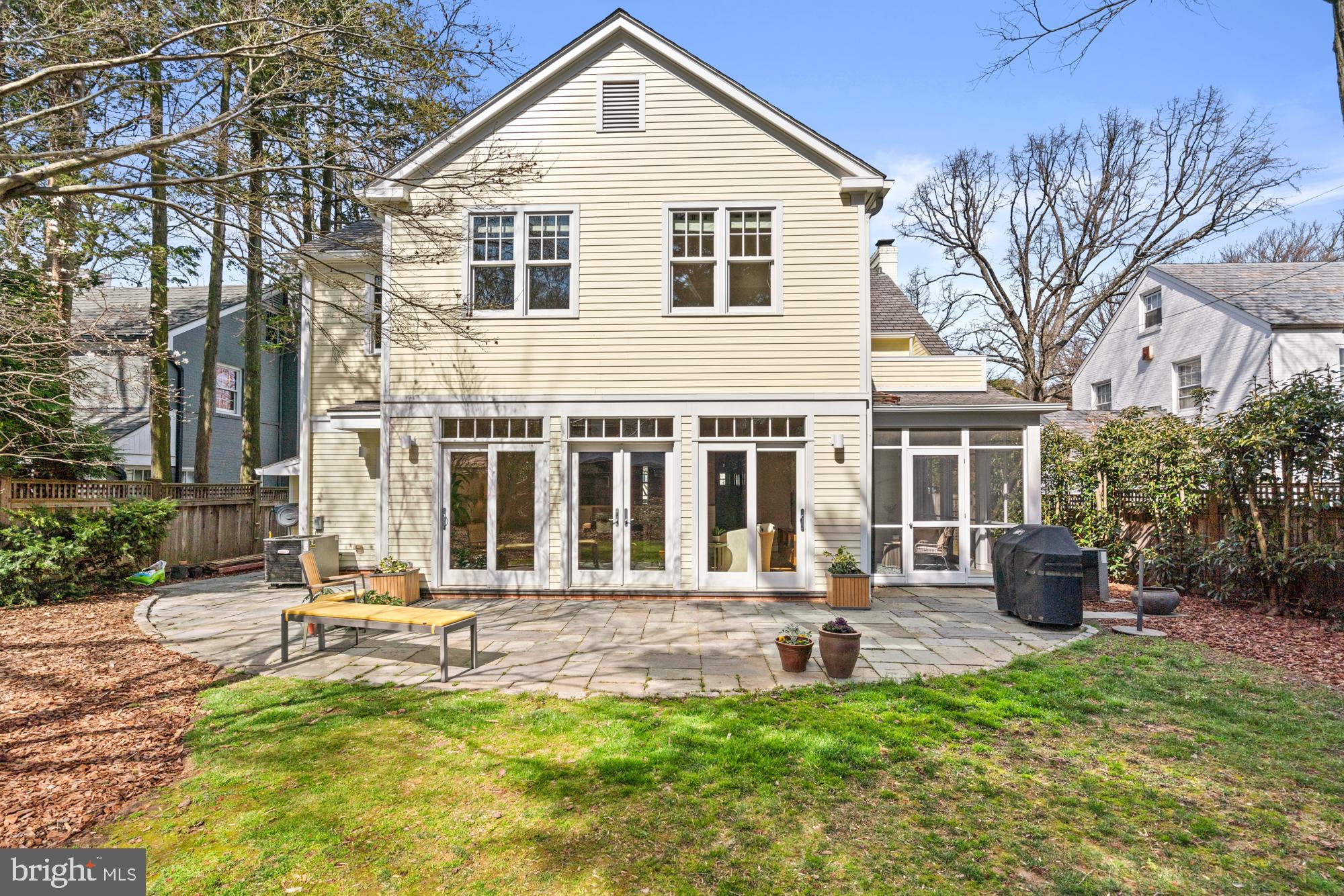 CHEVY CHASE VILLAGE - Residential