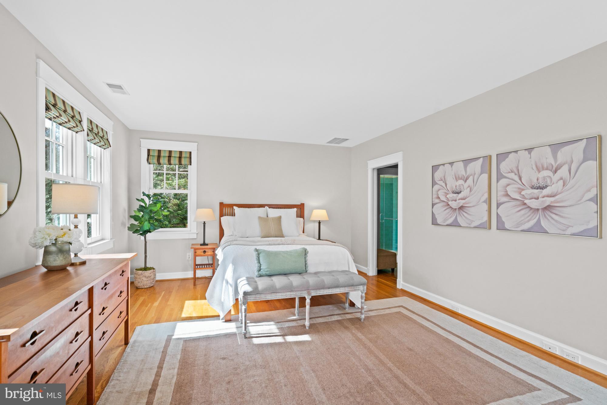 CHEVY CHASE VILLAGE - Residential