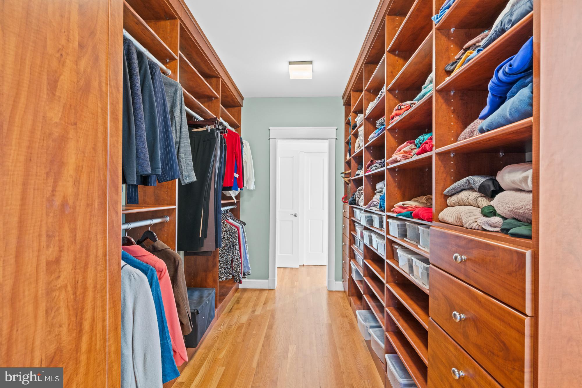 CHEVY CHASE VILLAGE - Residential