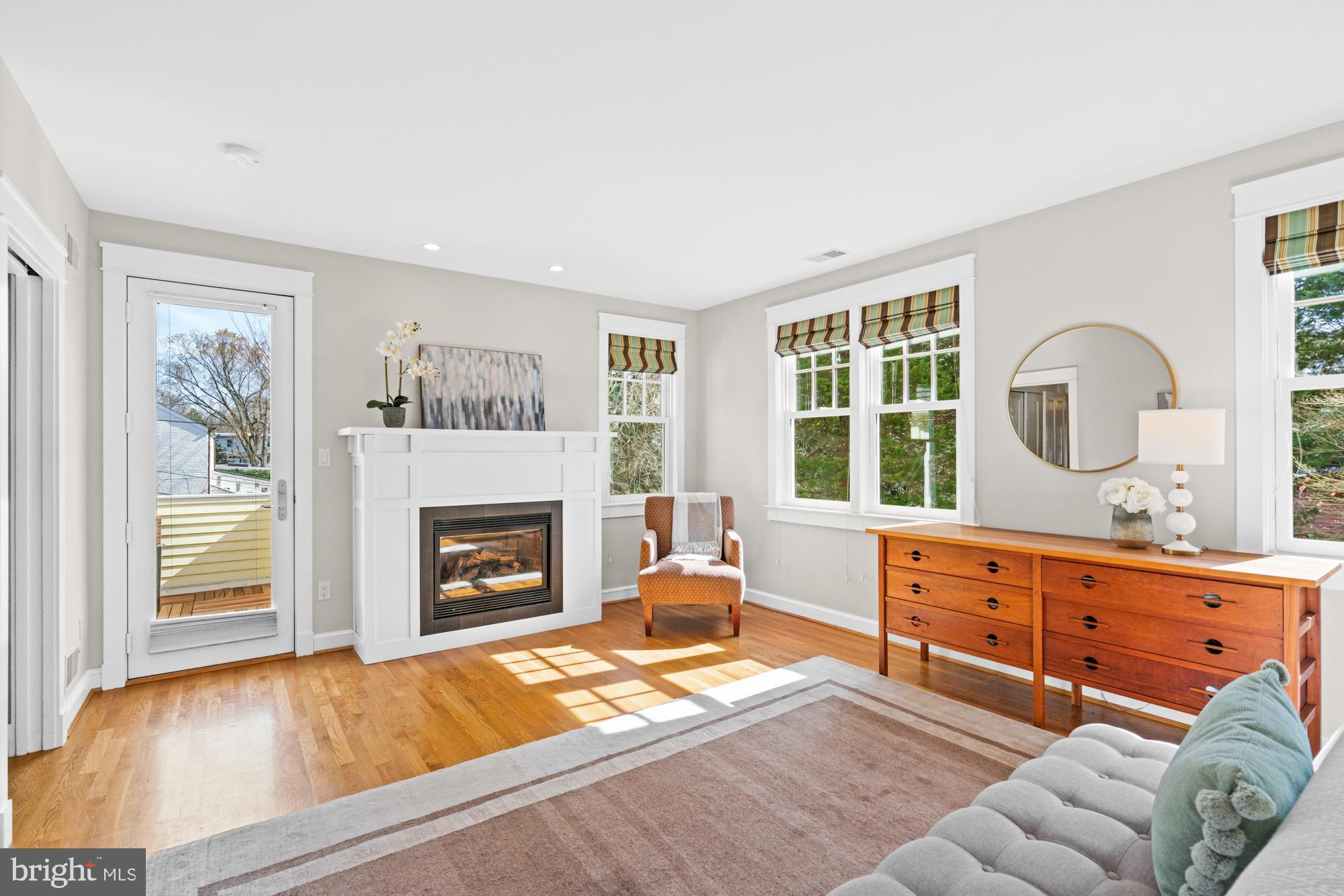 CHEVY CHASE VILLAGE - Residential