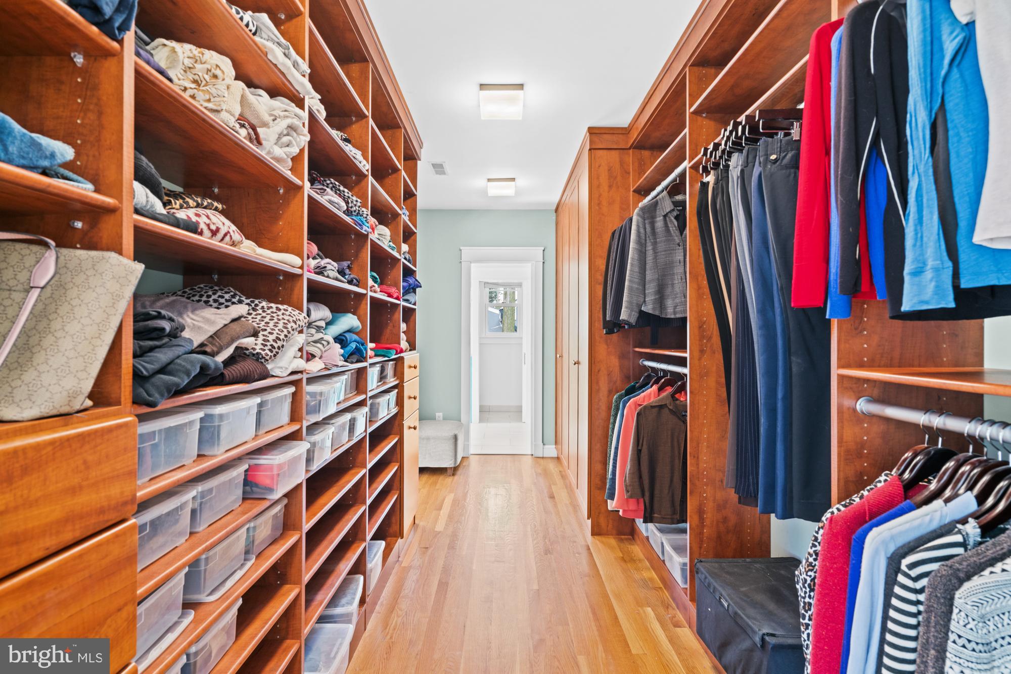 CHEVY CHASE VILLAGE - Residential