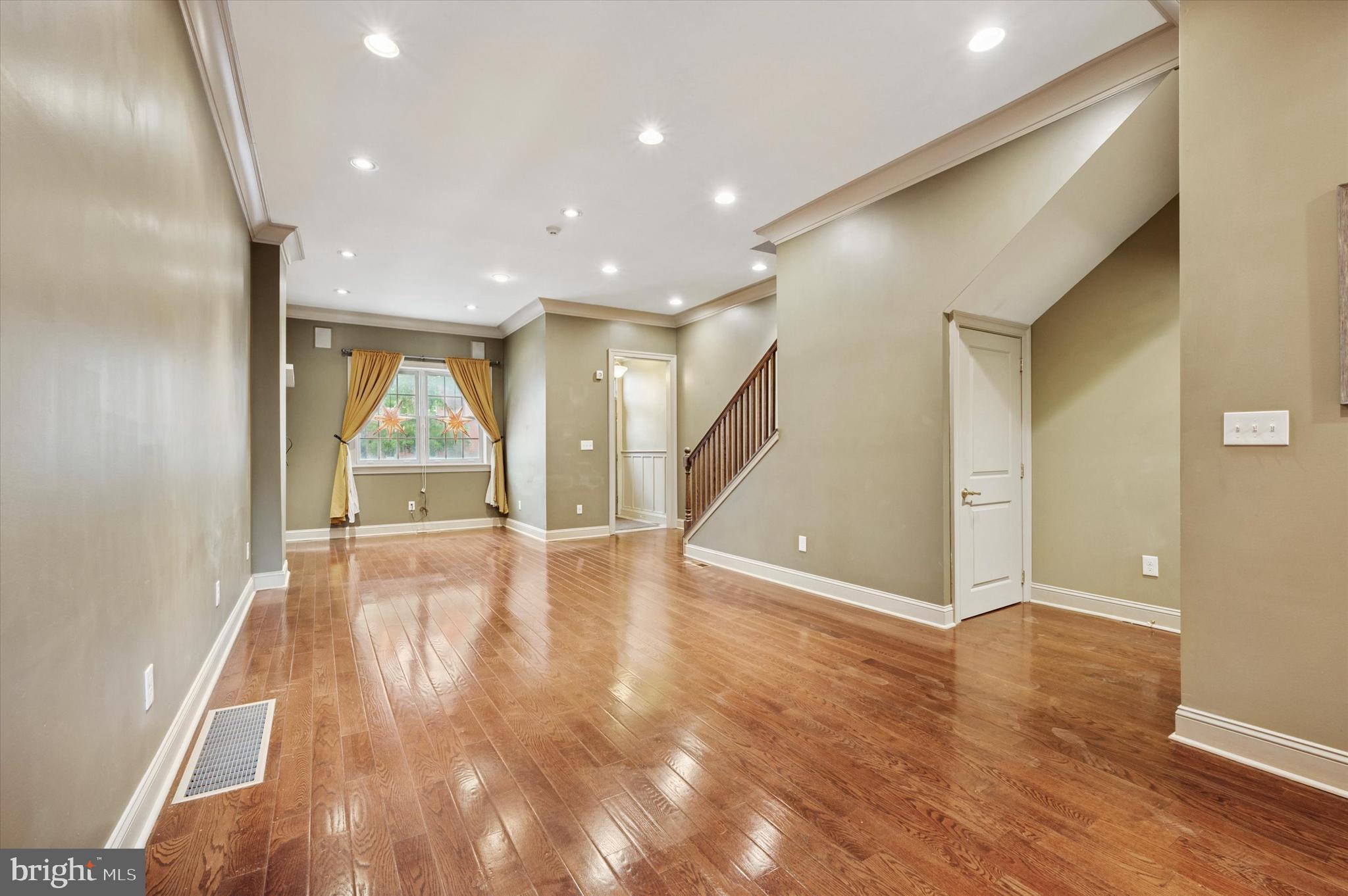 FISHTOWN - Residential Lease