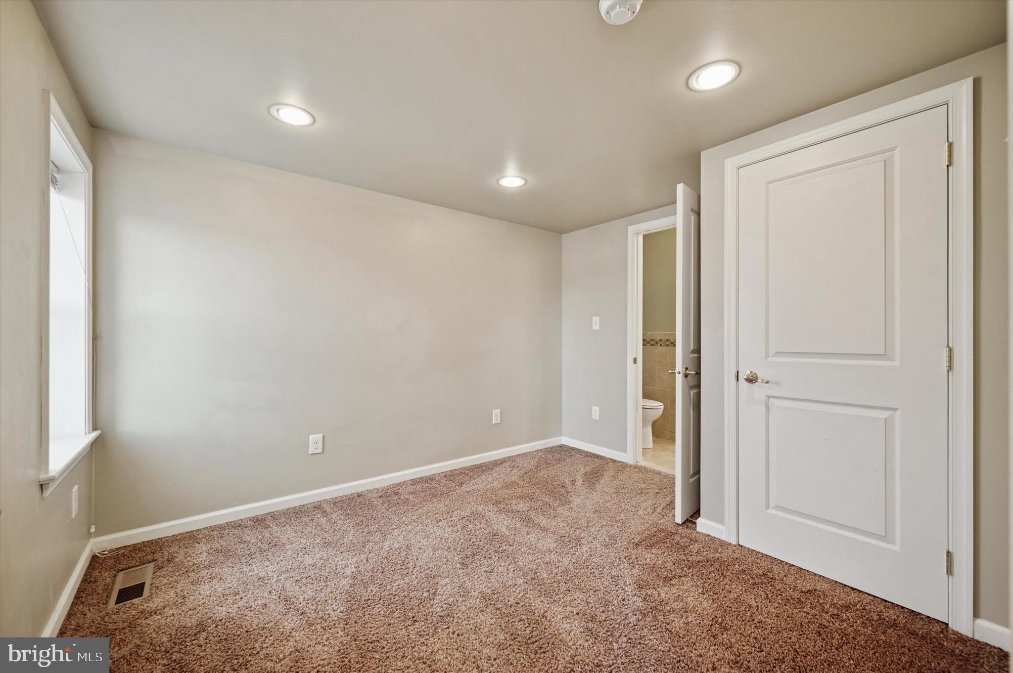 FISHTOWN - Residential Lease