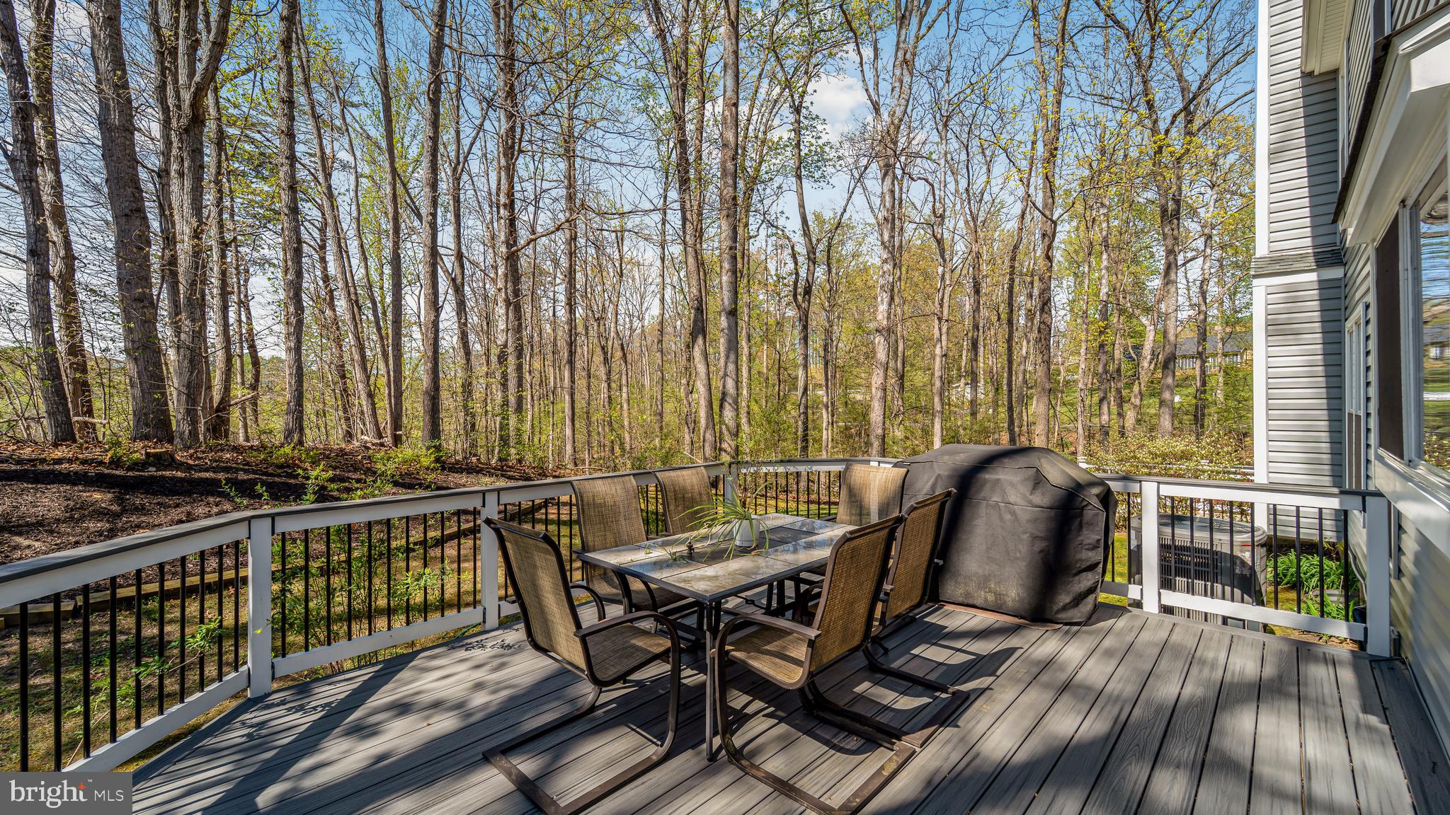 TWIN OAKS FARM - Residential