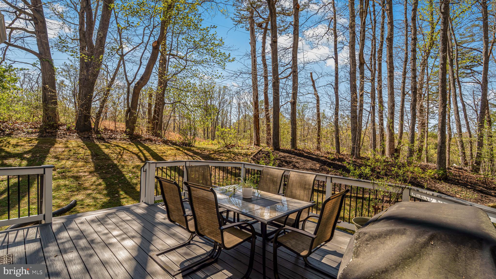 TWIN OAKS FARM - Residential