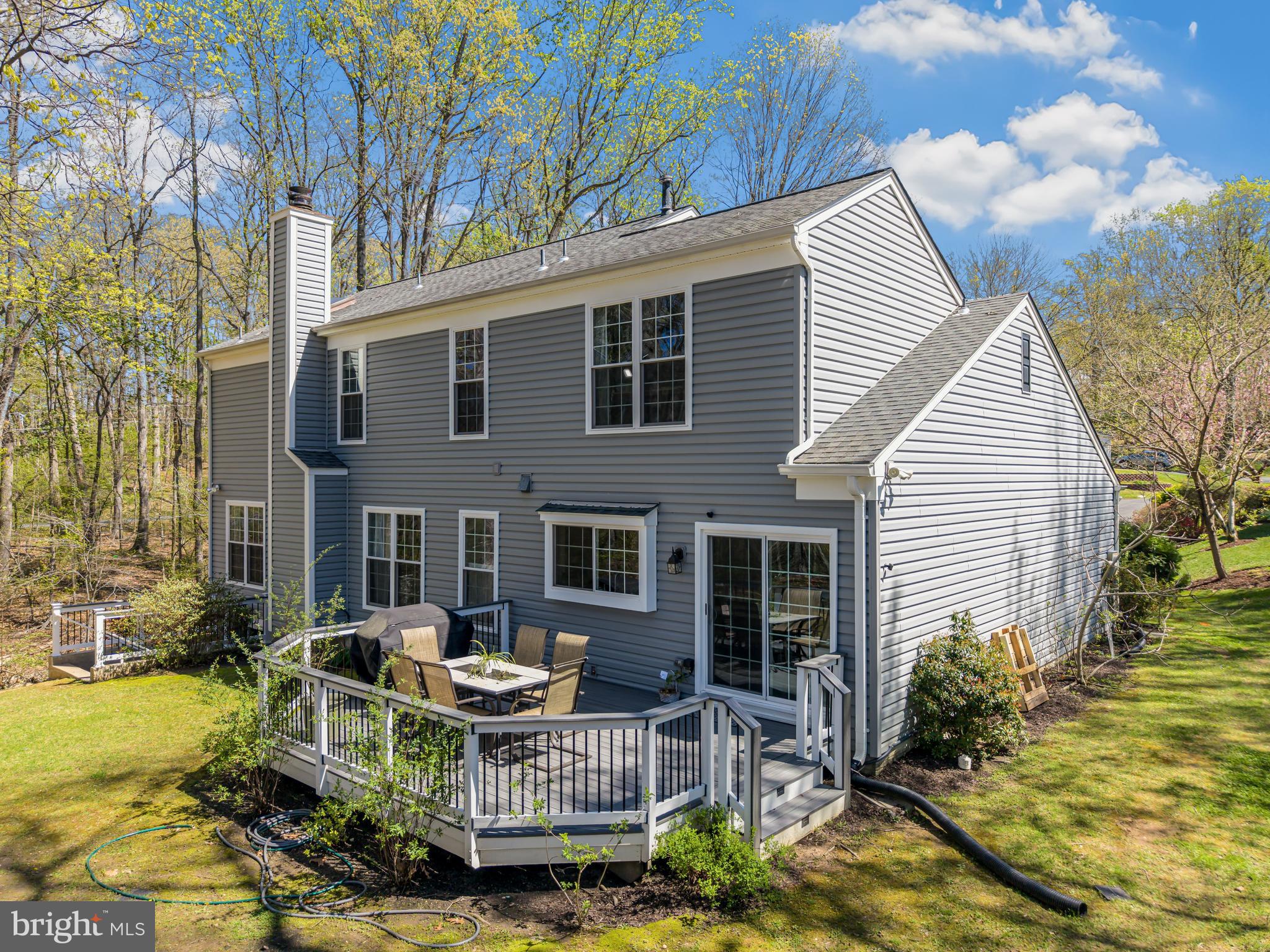 TWIN OAKS FARM - Residential