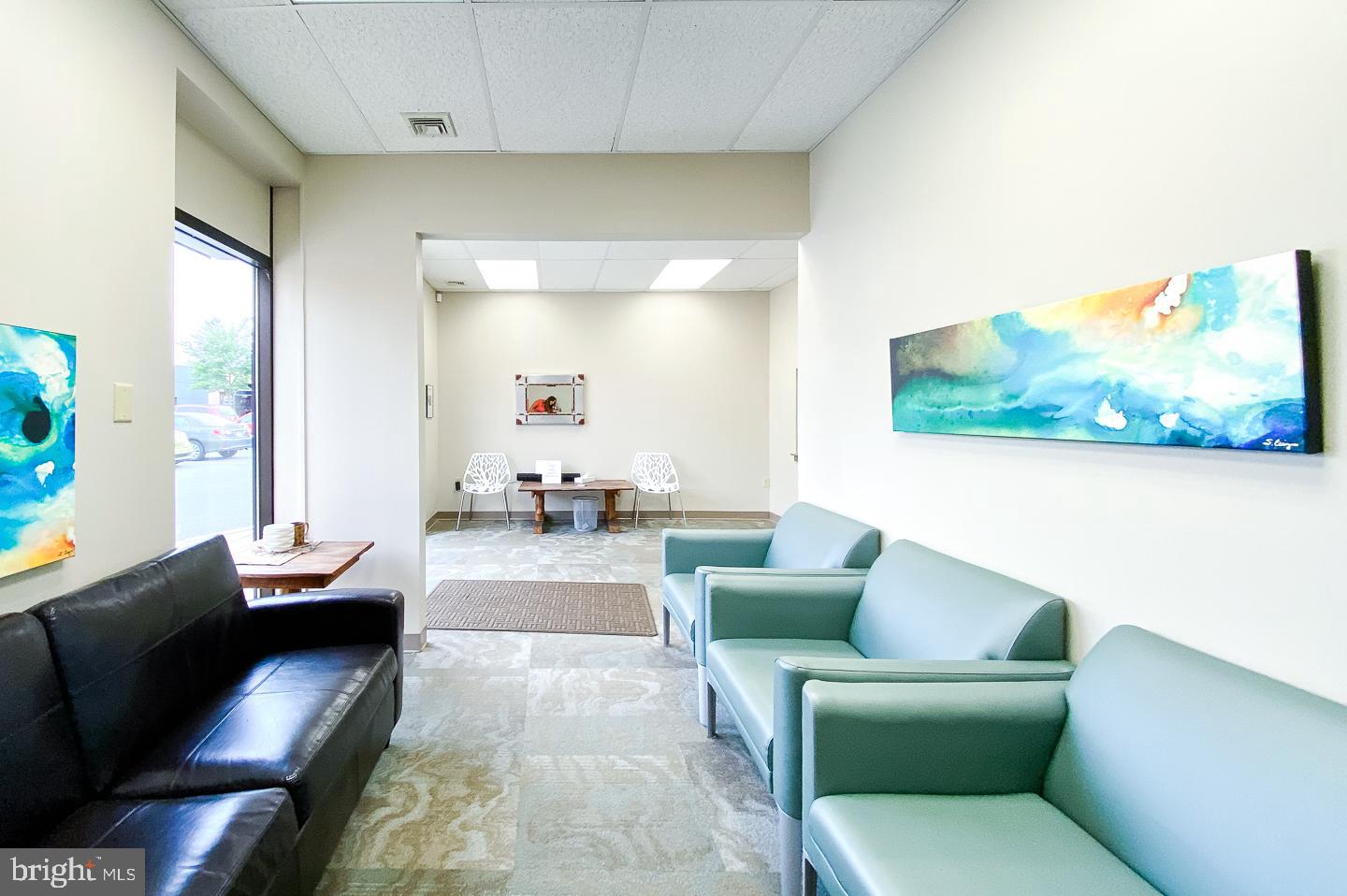 NORTHWEST BUSINESS PARK - Commercial Lease