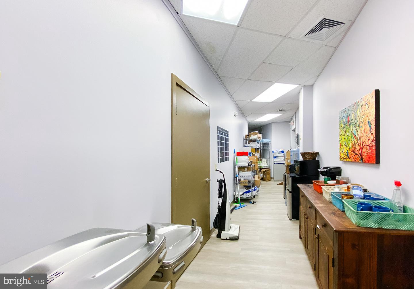 NORTHWEST BUSINESS PARK - Commercial Lease