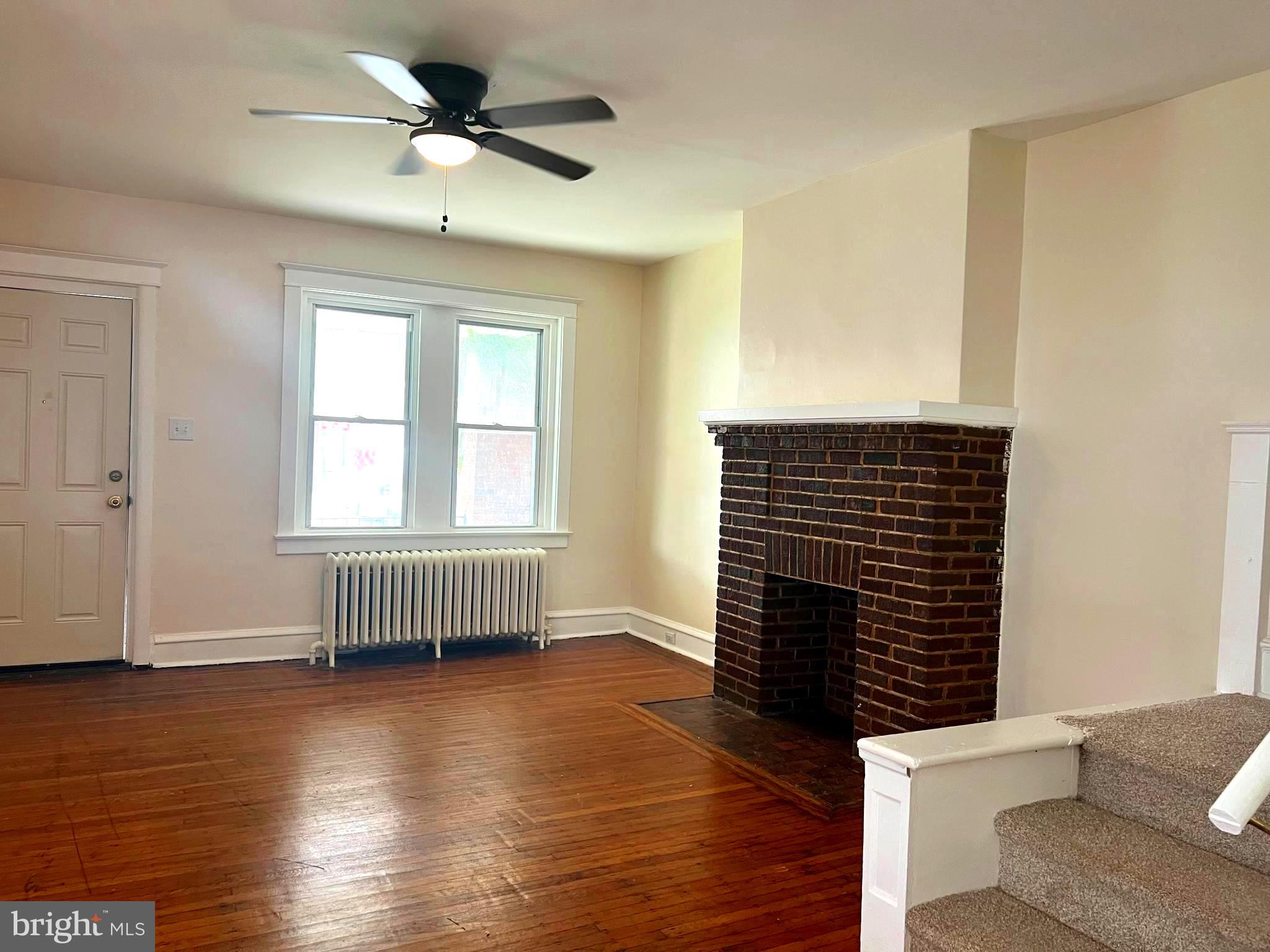 303 E VERNON ROAD