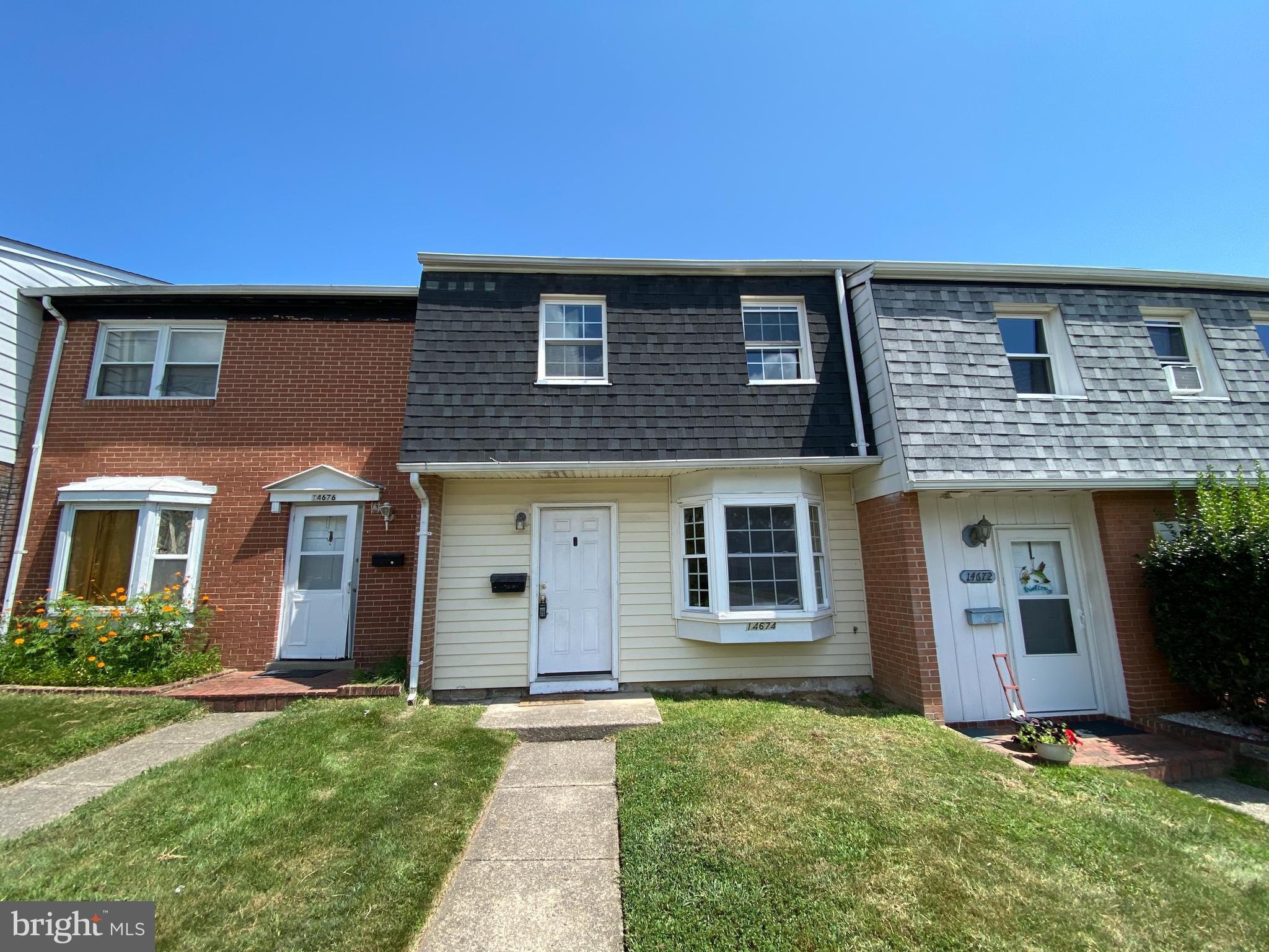 This two-level townhome offers 3 bedrooms and 1.5 bathrooms. The property includes a fully fenced backyard, providing additional outdoor space. Ideally situated in the heart of Woodbridge, it offers excellent access for commuters—just minutes from Route 1, I-95, and the VRE. Residents can also enjoy nearby community amenities including a pool, playground, basketball court, and dog park.
CREDIT: All Credit Considered
PETS: Yes, case-by-case
PET FEE: $450/pet non-refundable fee
VOUCHERS: Housing Choice Vouchers accepted
UTILITIES: Tenant Pays All
APPLICATION FEE: $65 per applicant
SECURITY DEPOSIT: Minimum One month's rent (Please note that in certain cases, a double deposit may be required)
RESIDENT BENEFIT PACKAGE: $25/month
LEASING FEE: $125 One time due with Move-in Funds.