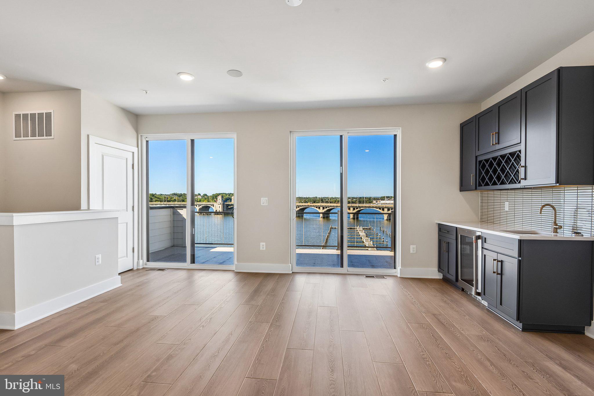 2804 FERRY BAR DRIVE
