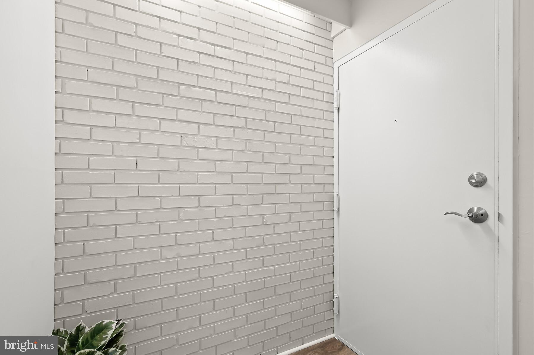 DEERING WOODS - Residential